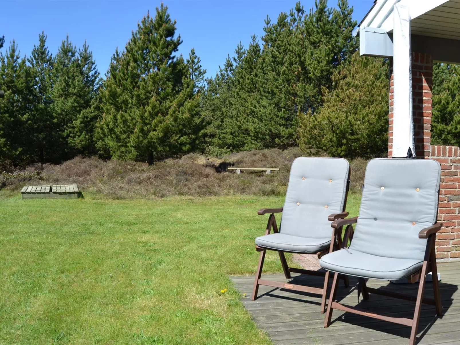 "Angret" - 3.5km from the sea-Outside