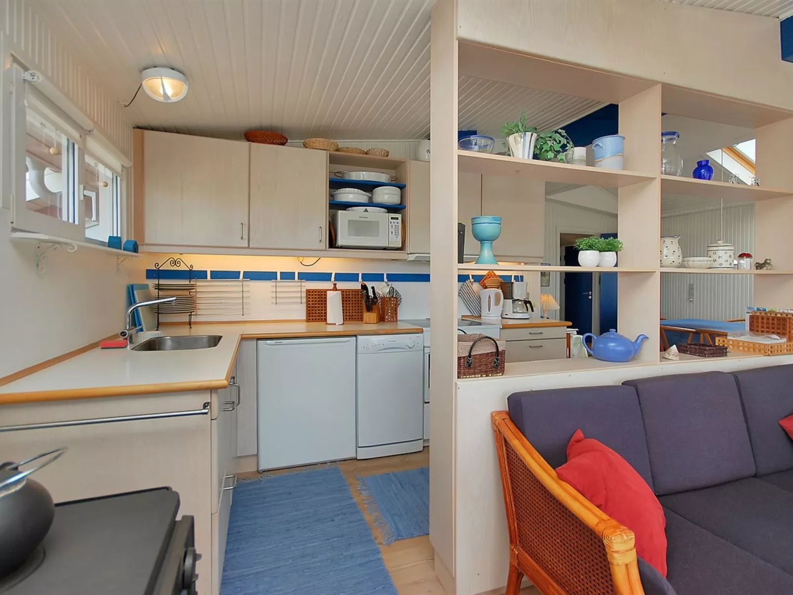 "Ineke" - 295m from the sea-Dedans