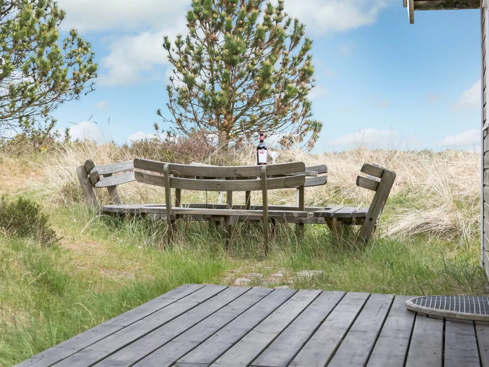 "Abiorn" - 2.5km from the sea-Outside