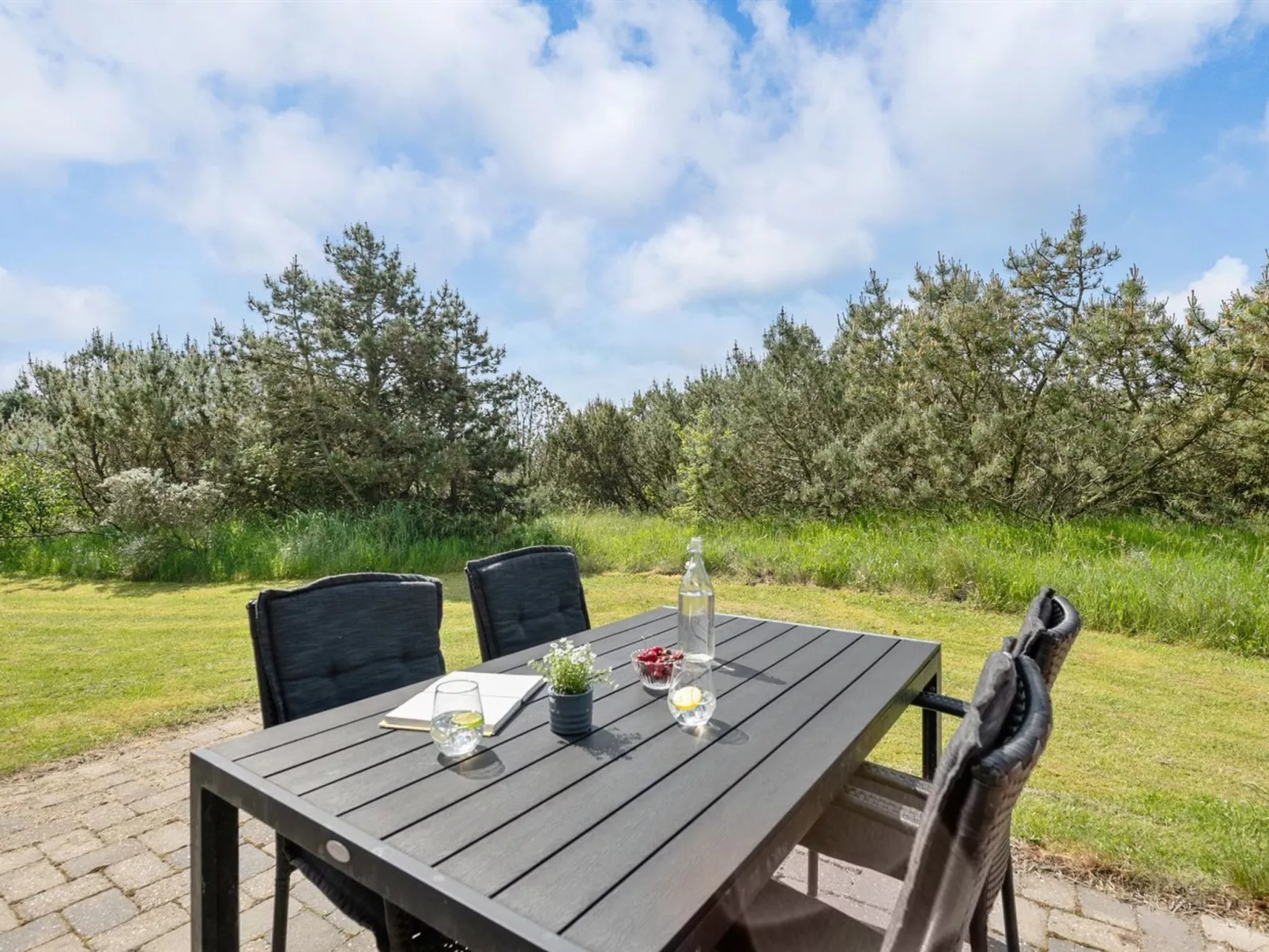 "Pasi" - 1.2km from the sea-Outside