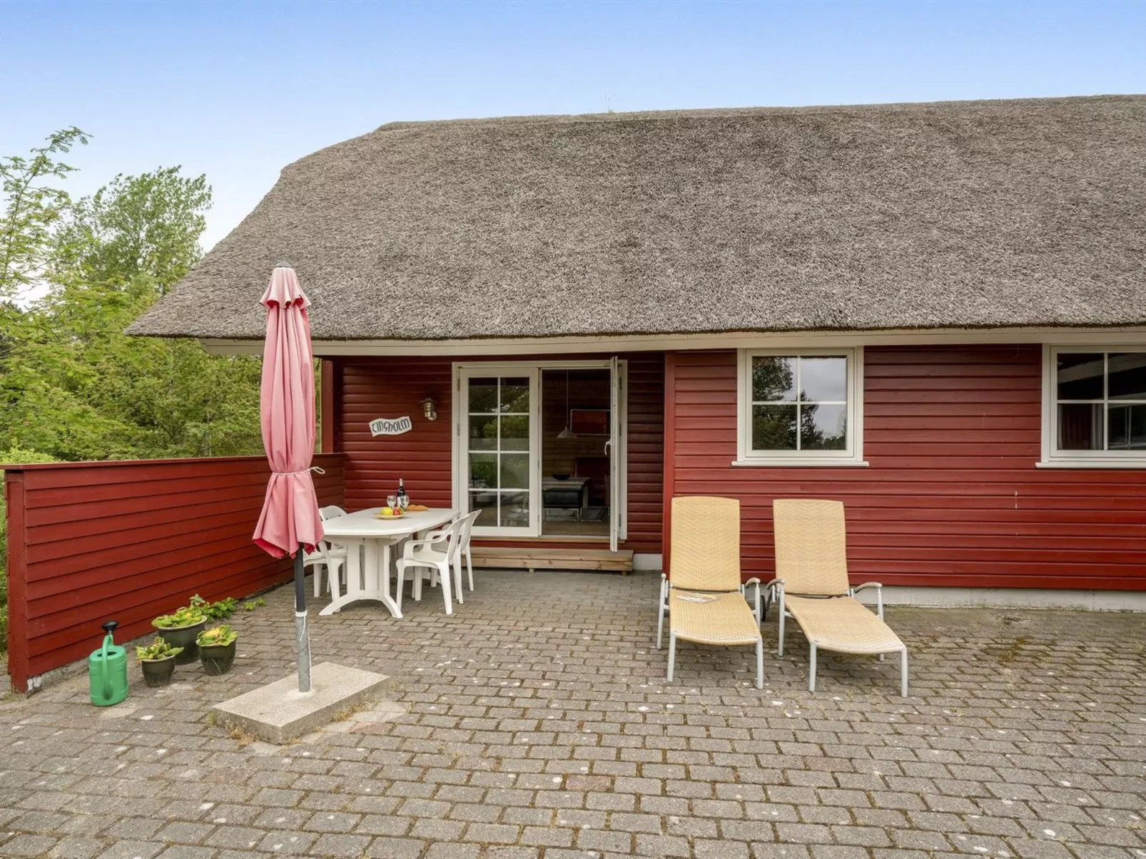 "Thorulf" - 3.5km from the sea-Inside
