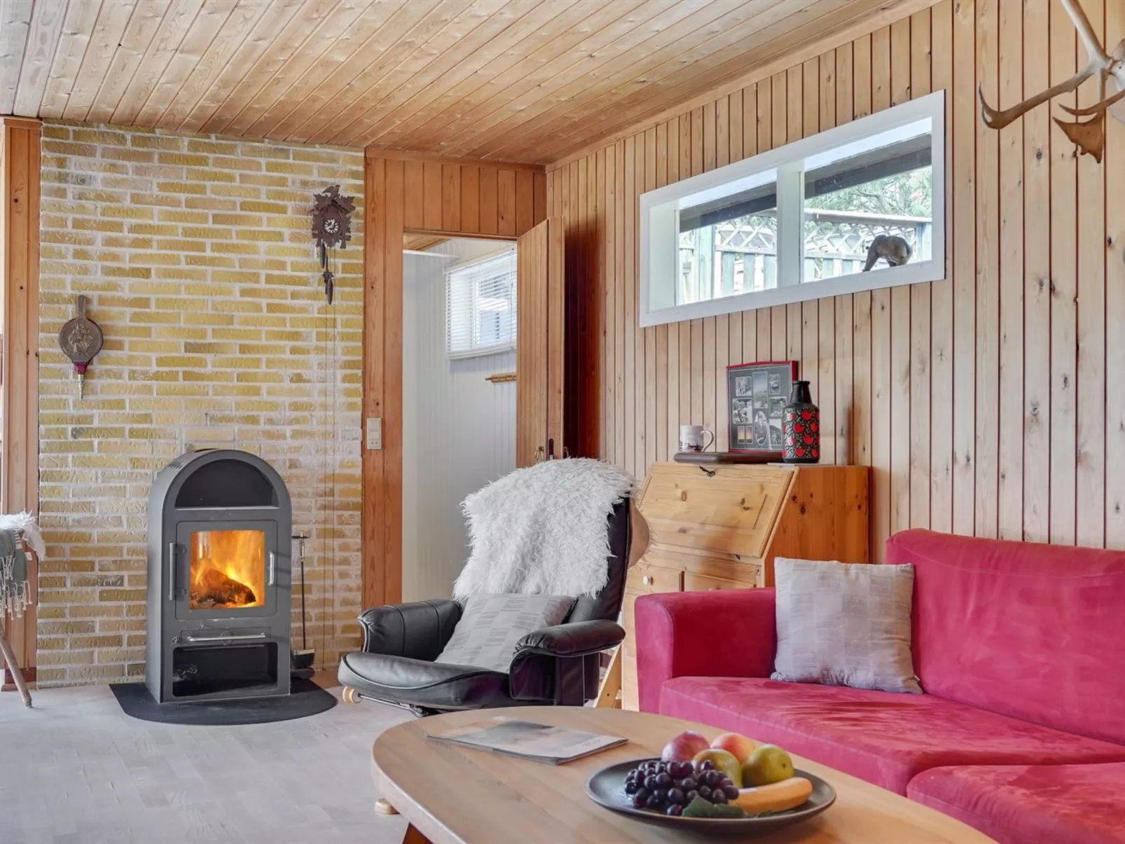 "Asmara" - 200m from the sea-Drinnen