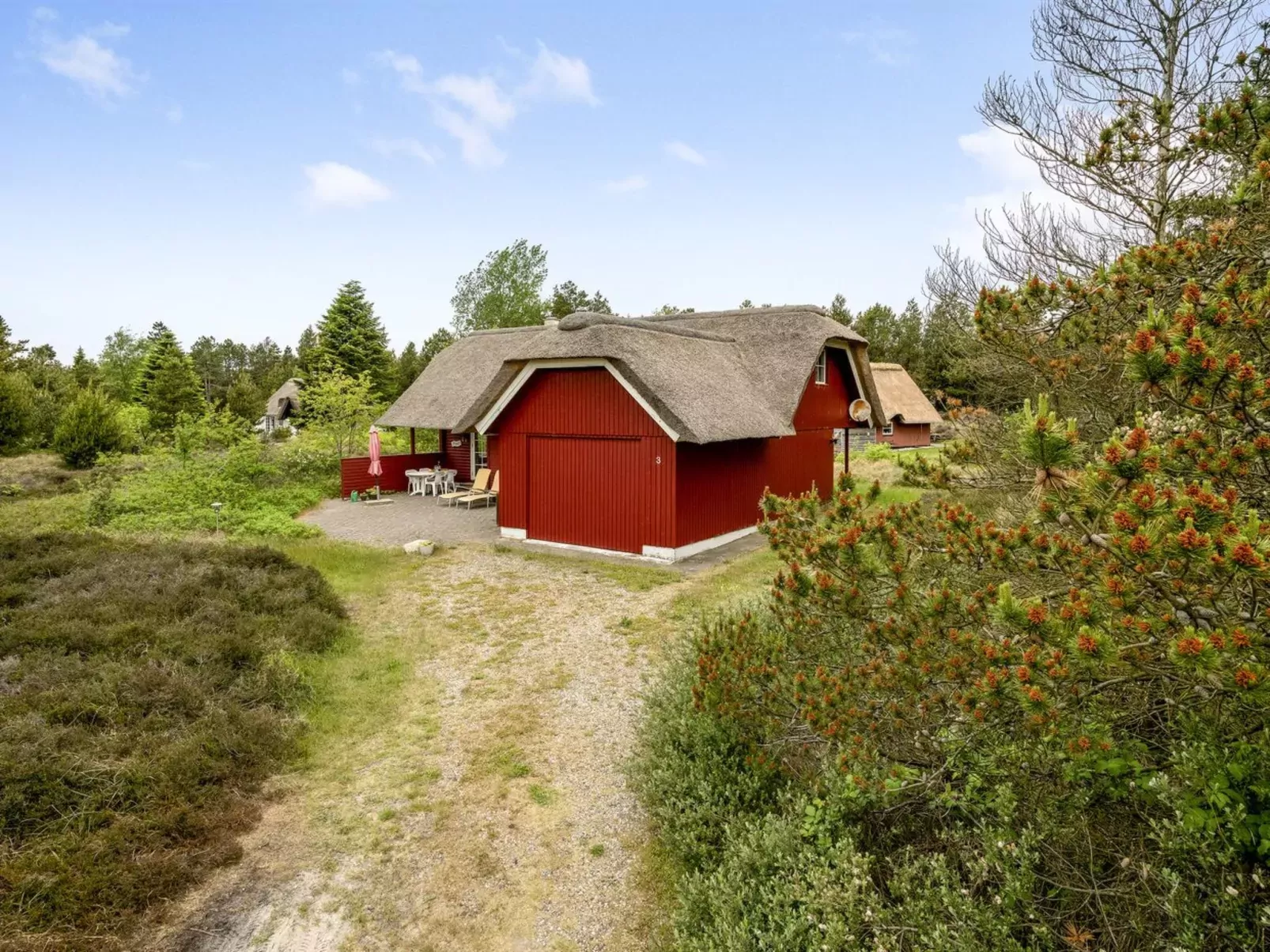 "Thorulf" - 3.5km from the sea-Outside