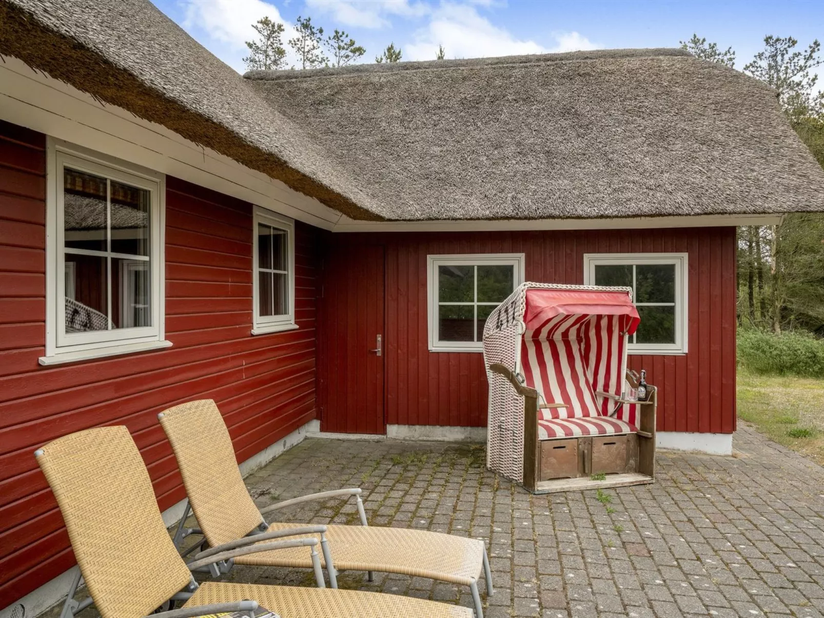 "Thorulf" - 3.5km from the sea-Outside