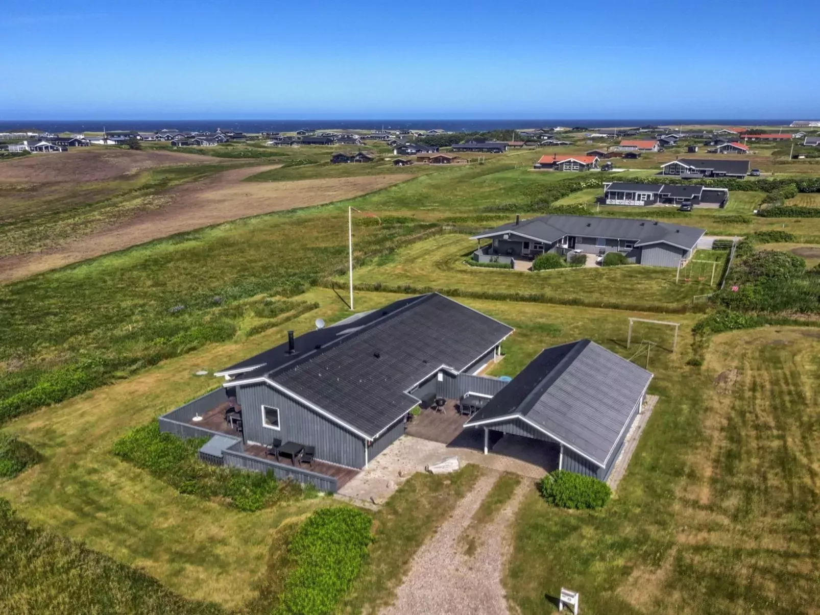 "Marne" - 500m from the sea-Outside