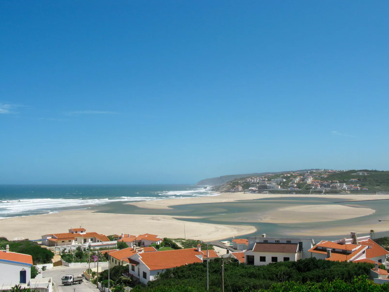 Do Pinheiros-Area