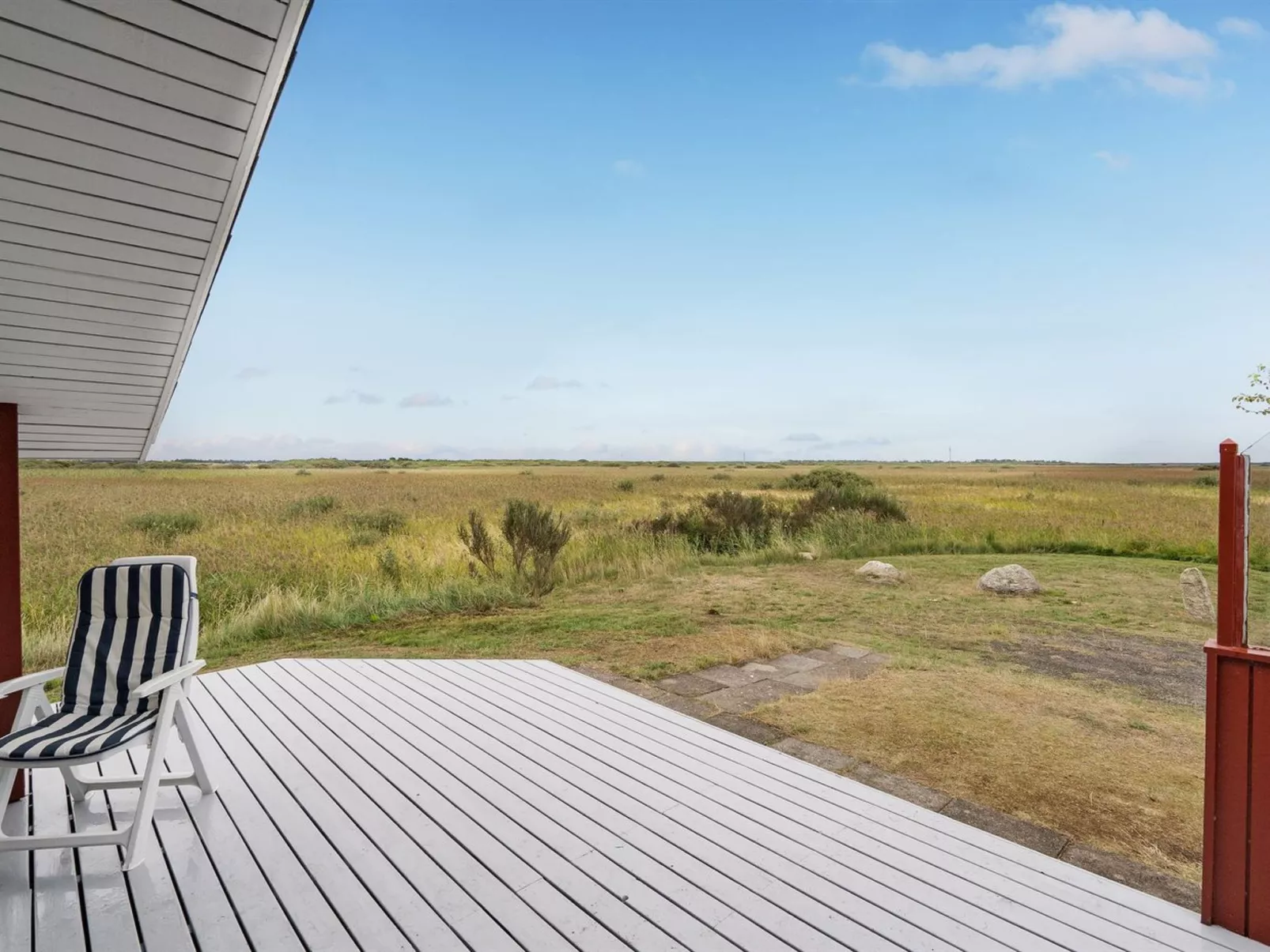 "Isulf" - 400m from the sea-Outside