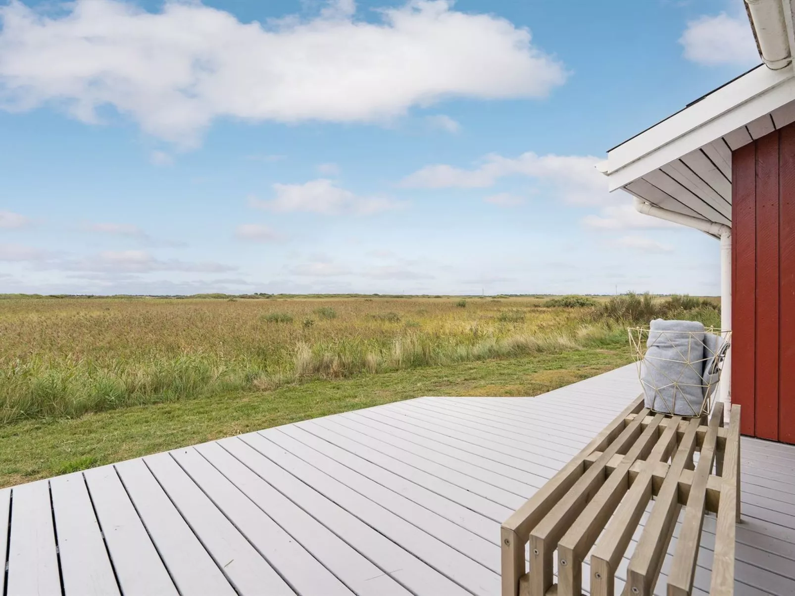 "Isulf" - 400m from the sea-Outside