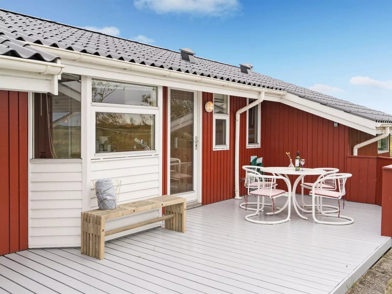 "Isulf" - 400m from the sea-Outside