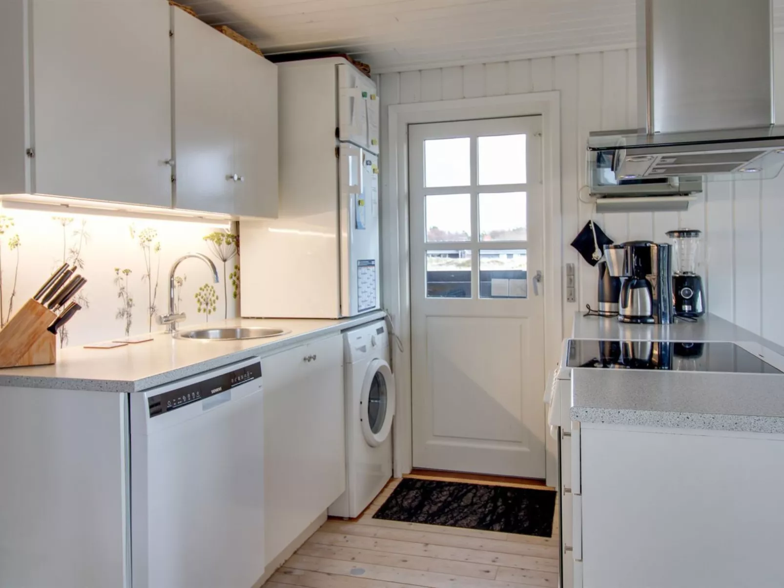 "Eikka" - 600m from the sea-Inside
