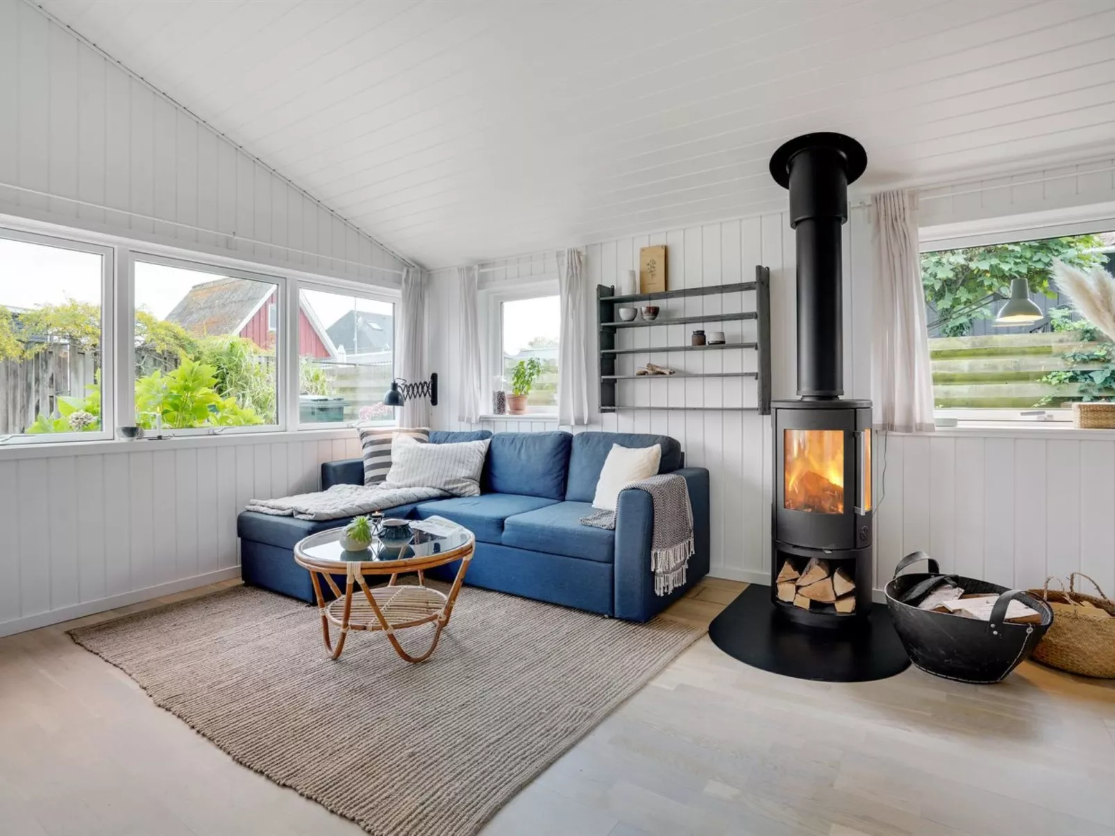 "Pedersen" - 50m from the sea-Inside