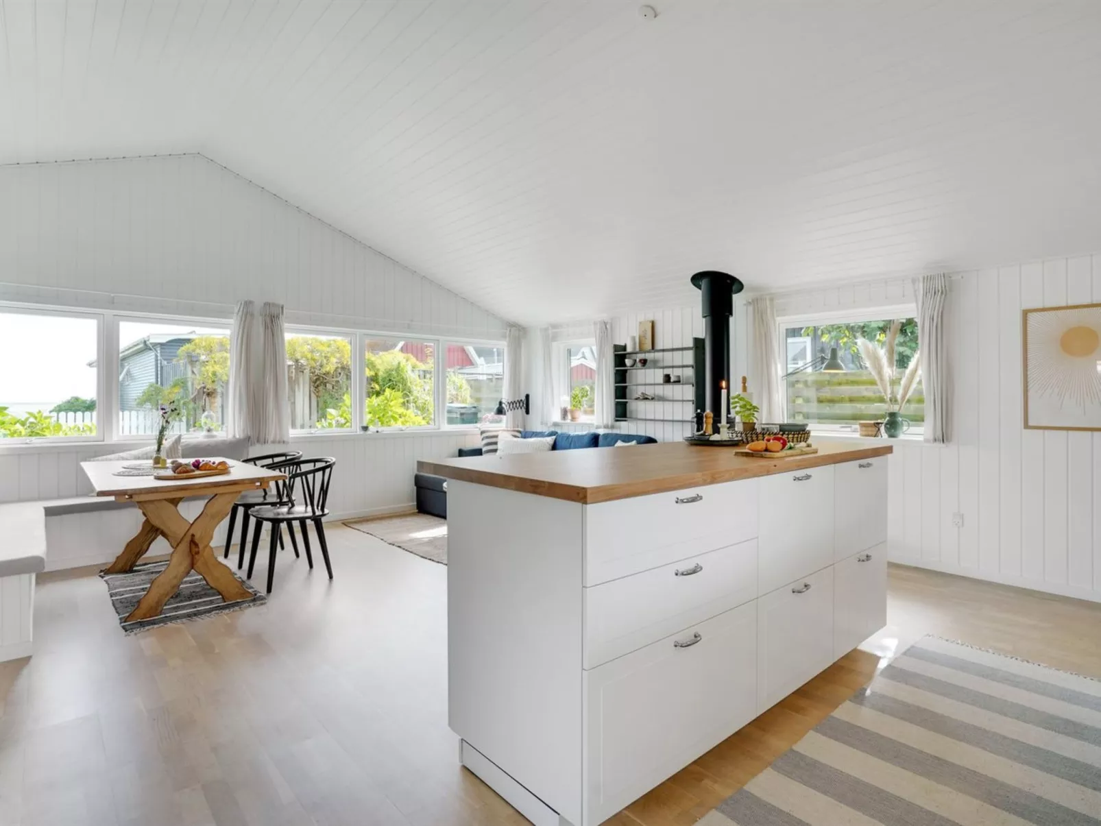 "Pedersen" - 50m from the sea-Inside