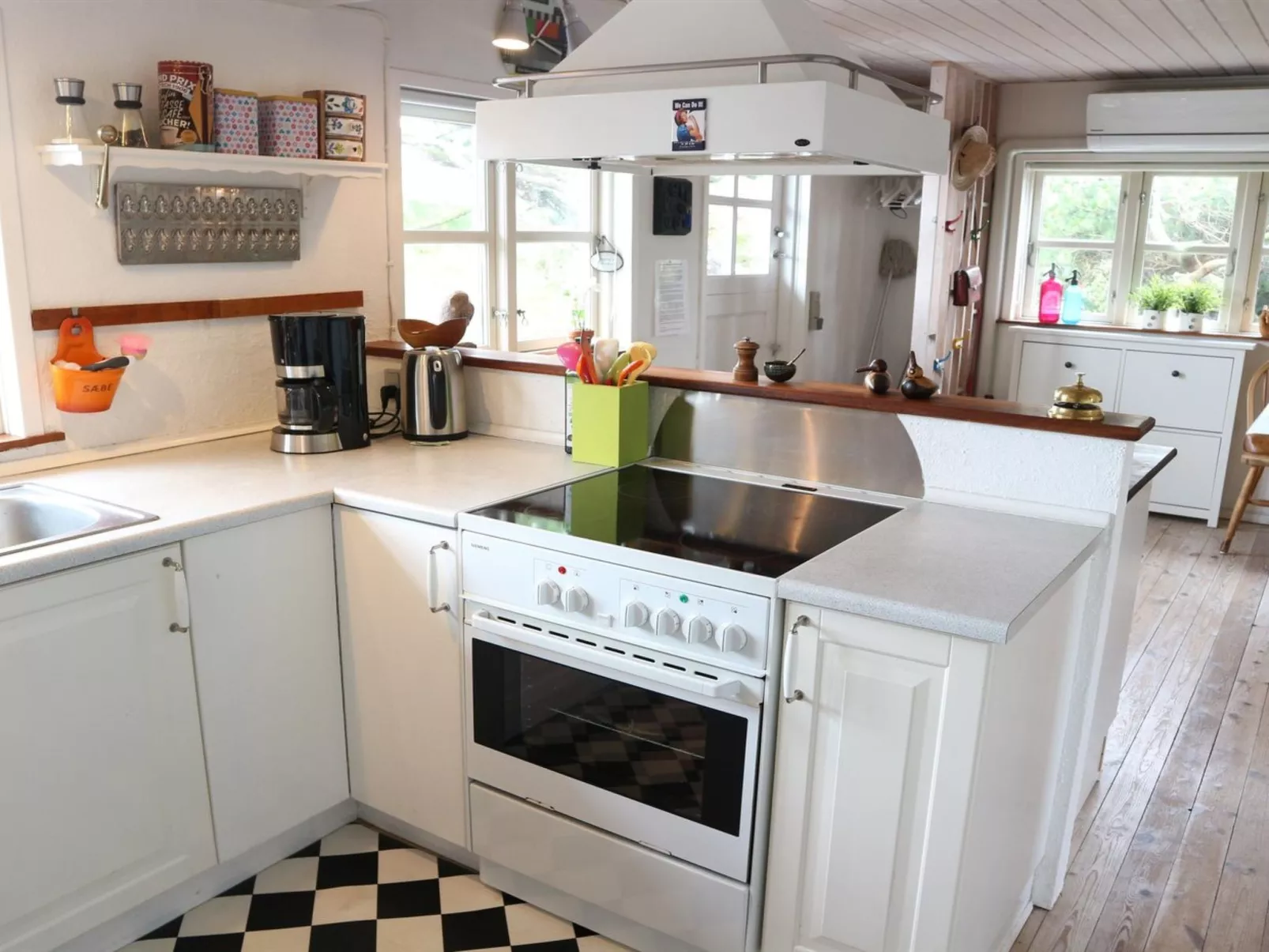 "Afkar" - 900m from the sea-Drinnen