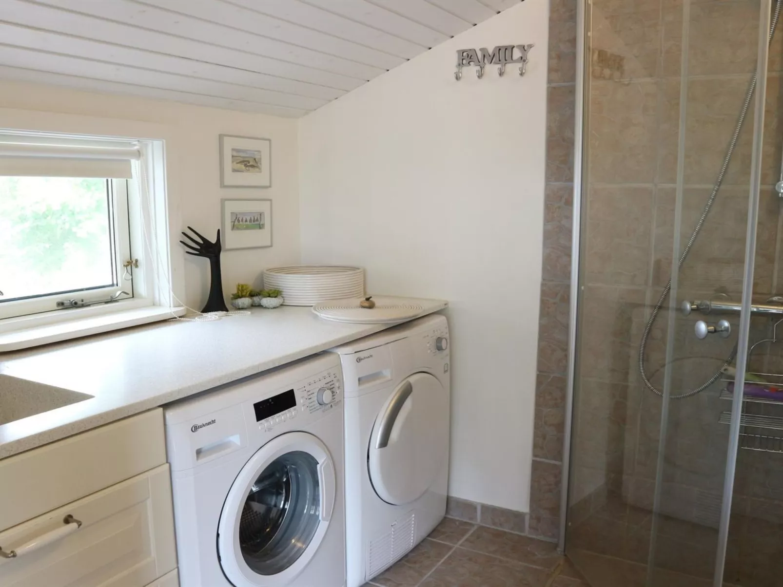 "Afkar" - 900m from the sea-Drinnen