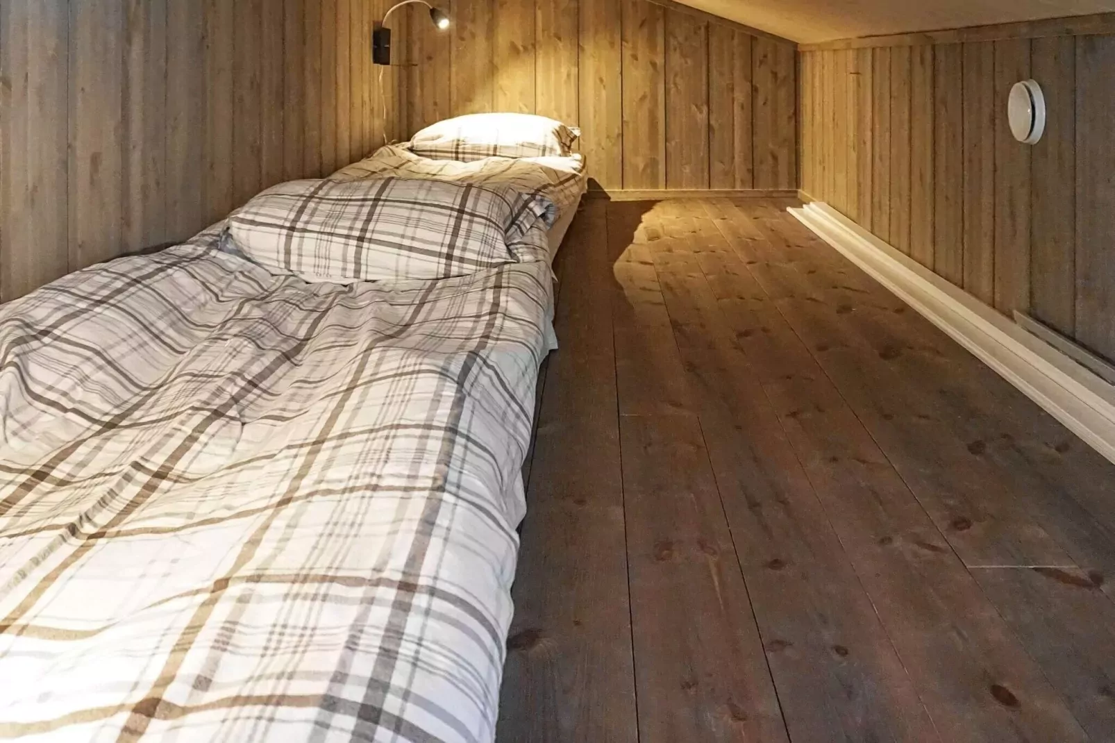 5 person holiday home in KÅLLEKÄRR-Indoor