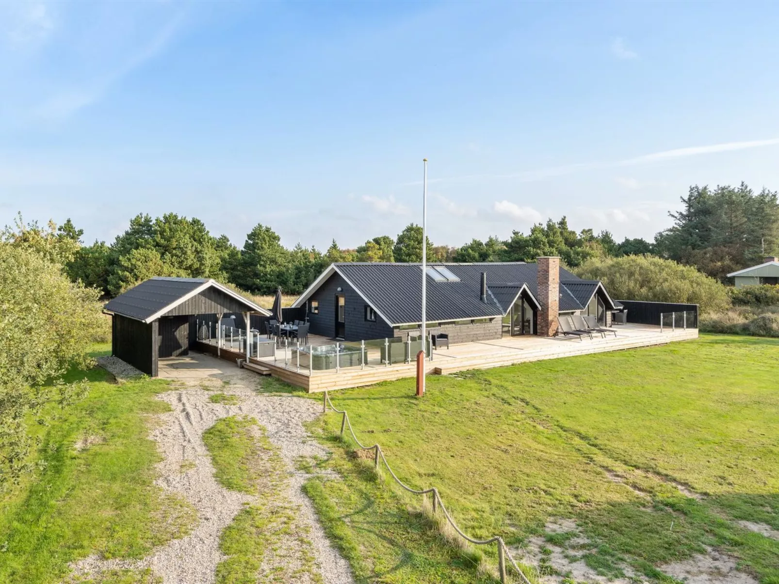 "Ellenora" - 1km from the sea-Outside