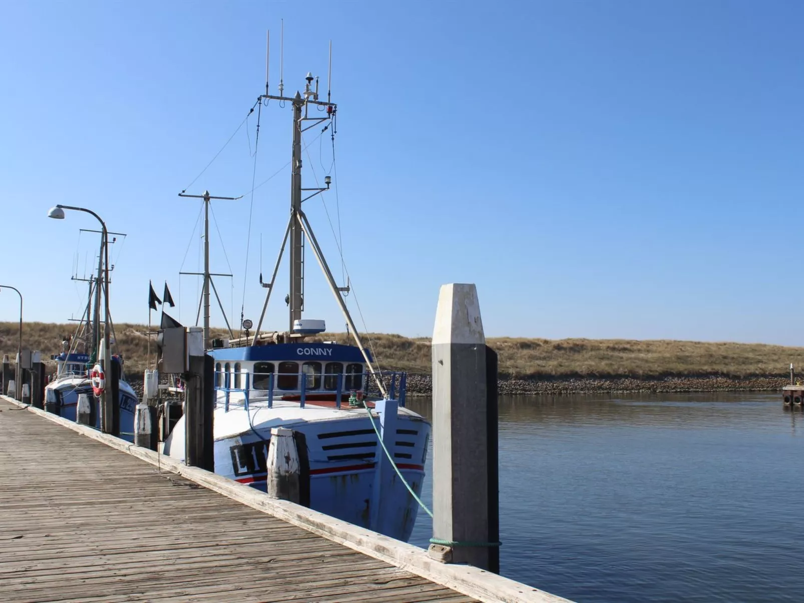 "Raisa" - 200m to the inlet-Dehors