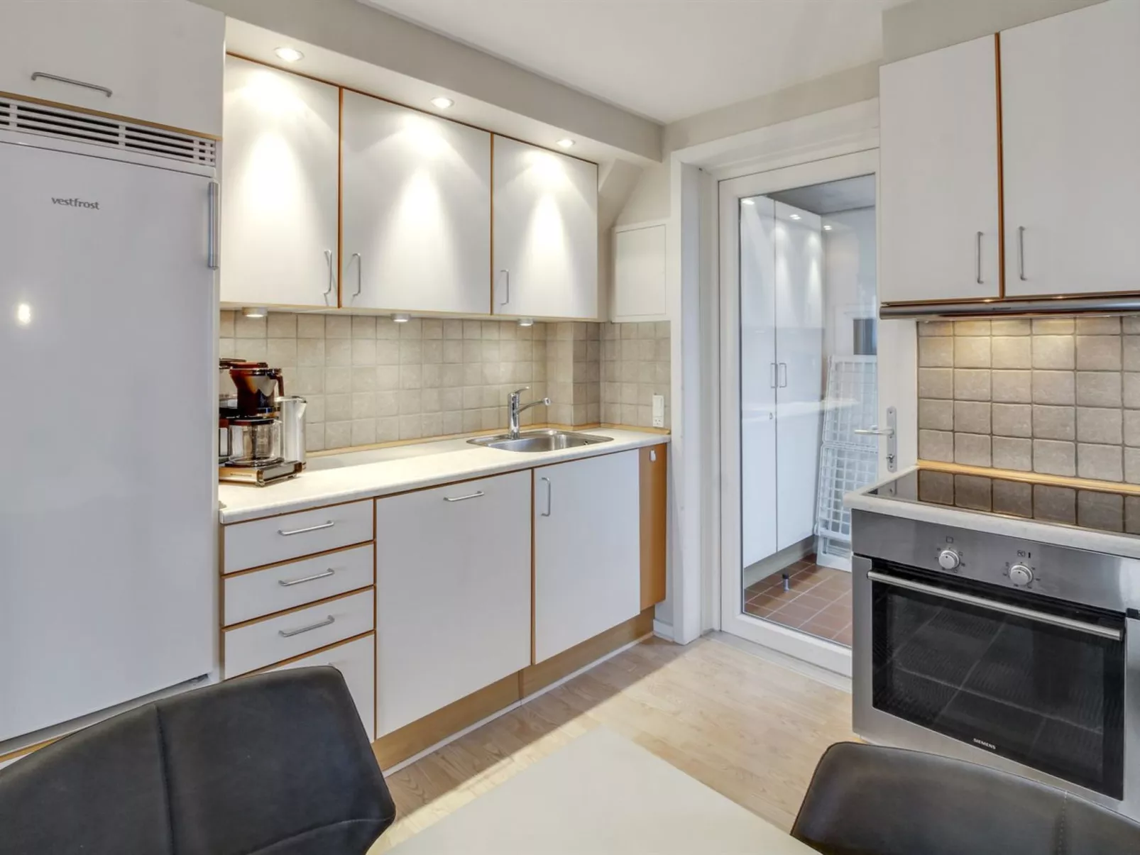 "Femja" - 2.3km from the sea-Inside