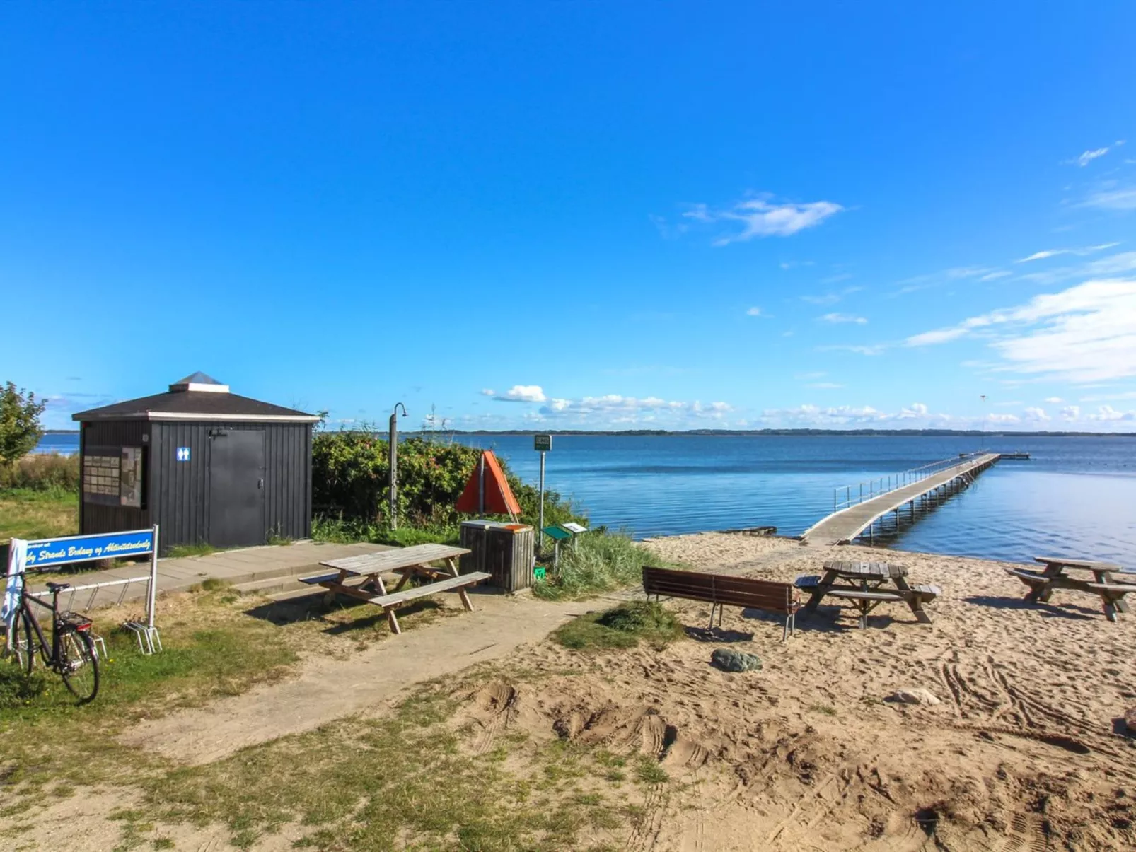 "Elissa" - 50m to the inlet-Outside
