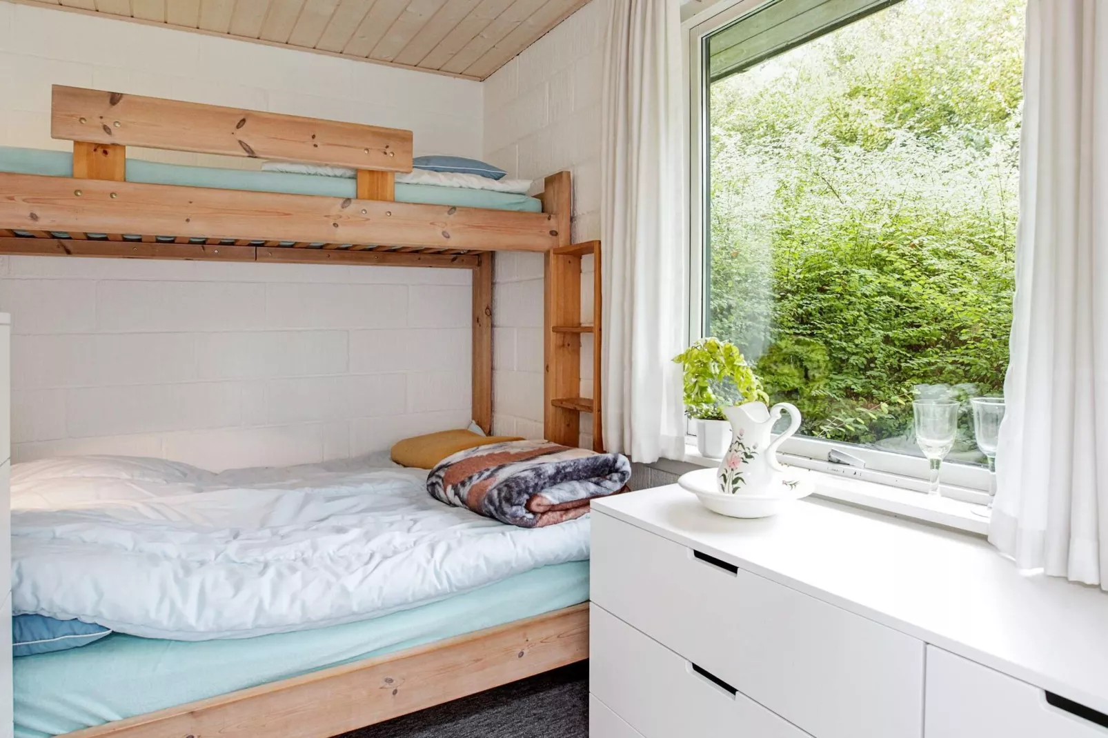 6 person holiday home in Roslev-By Traum-Indoor