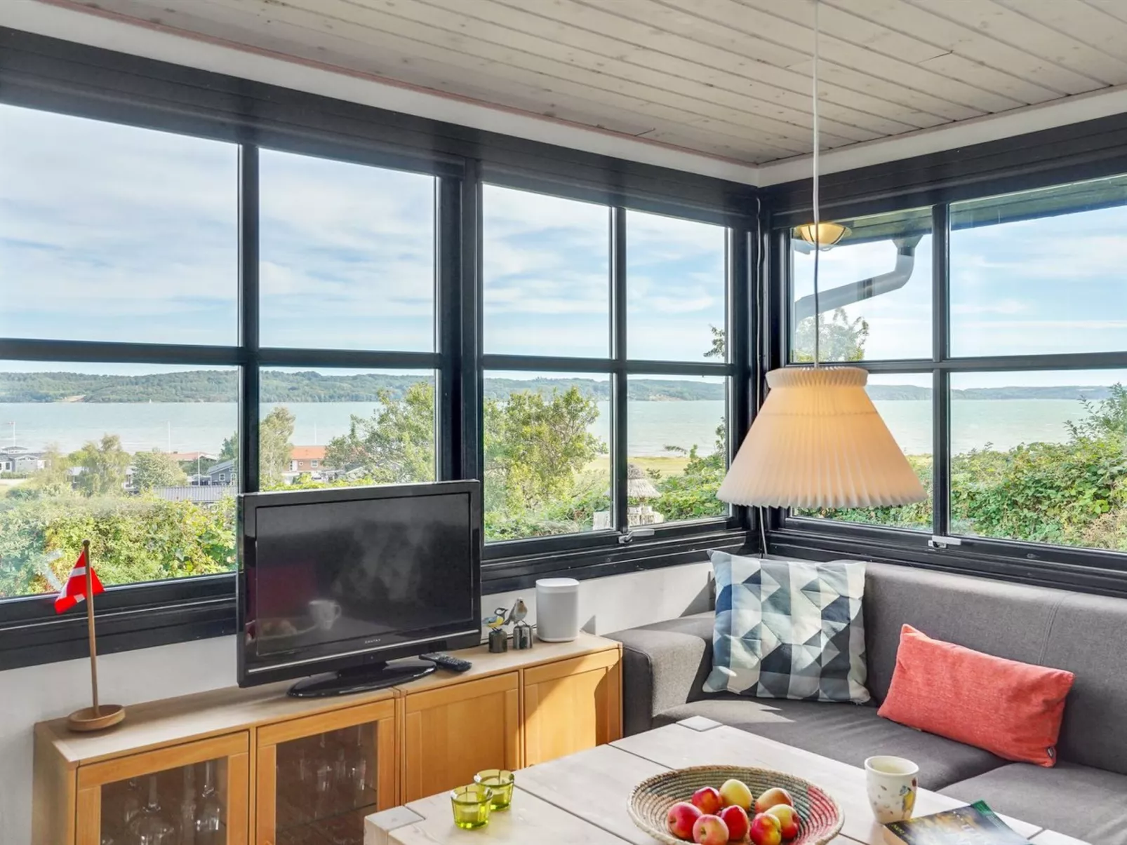 "Stjerne" - 300m from the sea-Drinnen