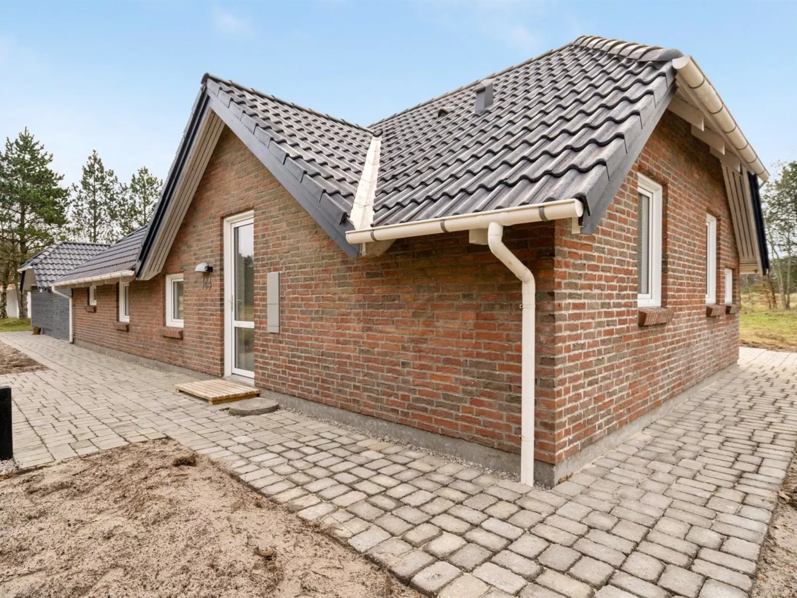 "Lumi" - 800m from the sea-Outside