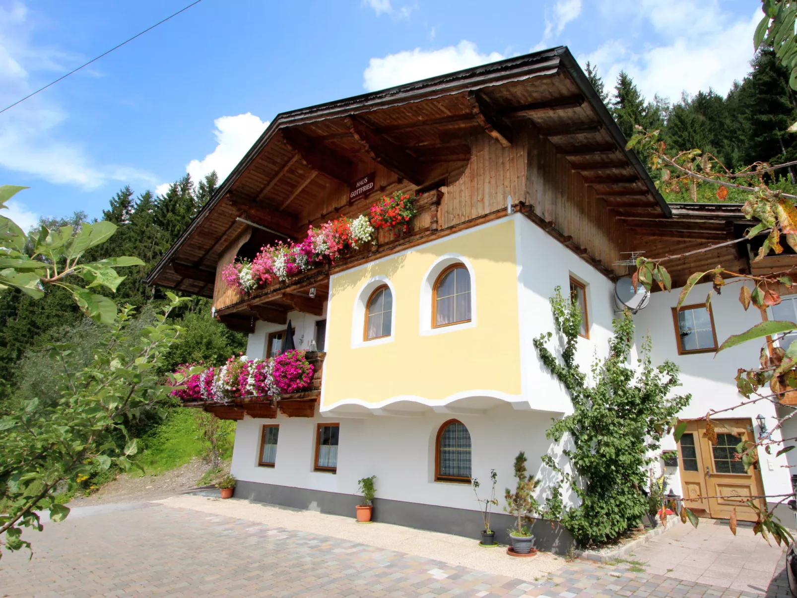 Zillertalblick-Outside