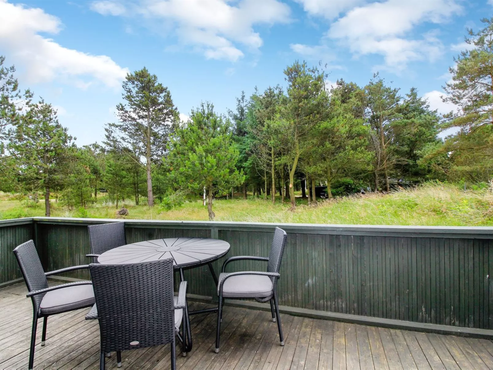 "Juste" - 2.2km from the sea-Draußen
