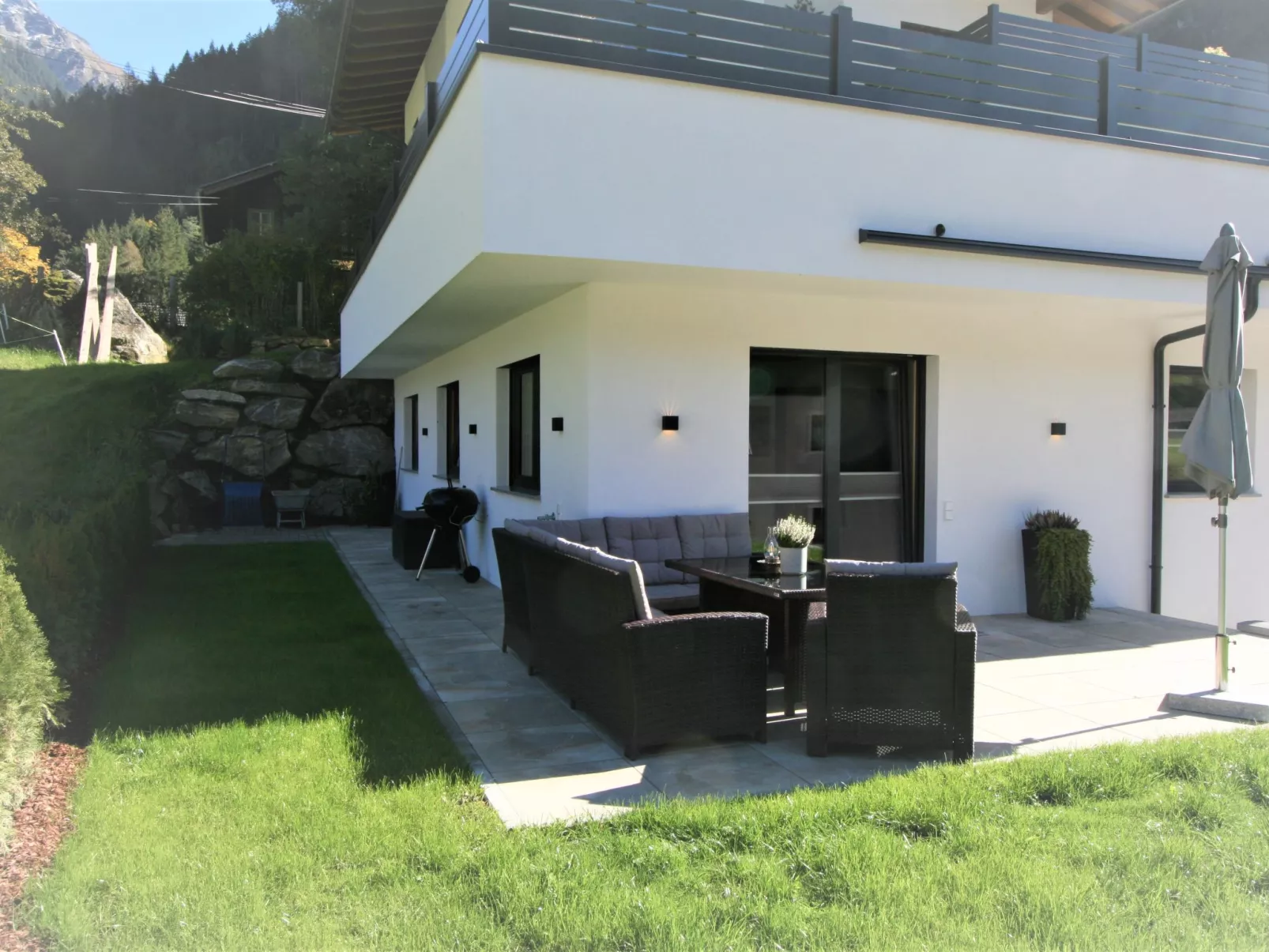 Haus Sonja-Outside