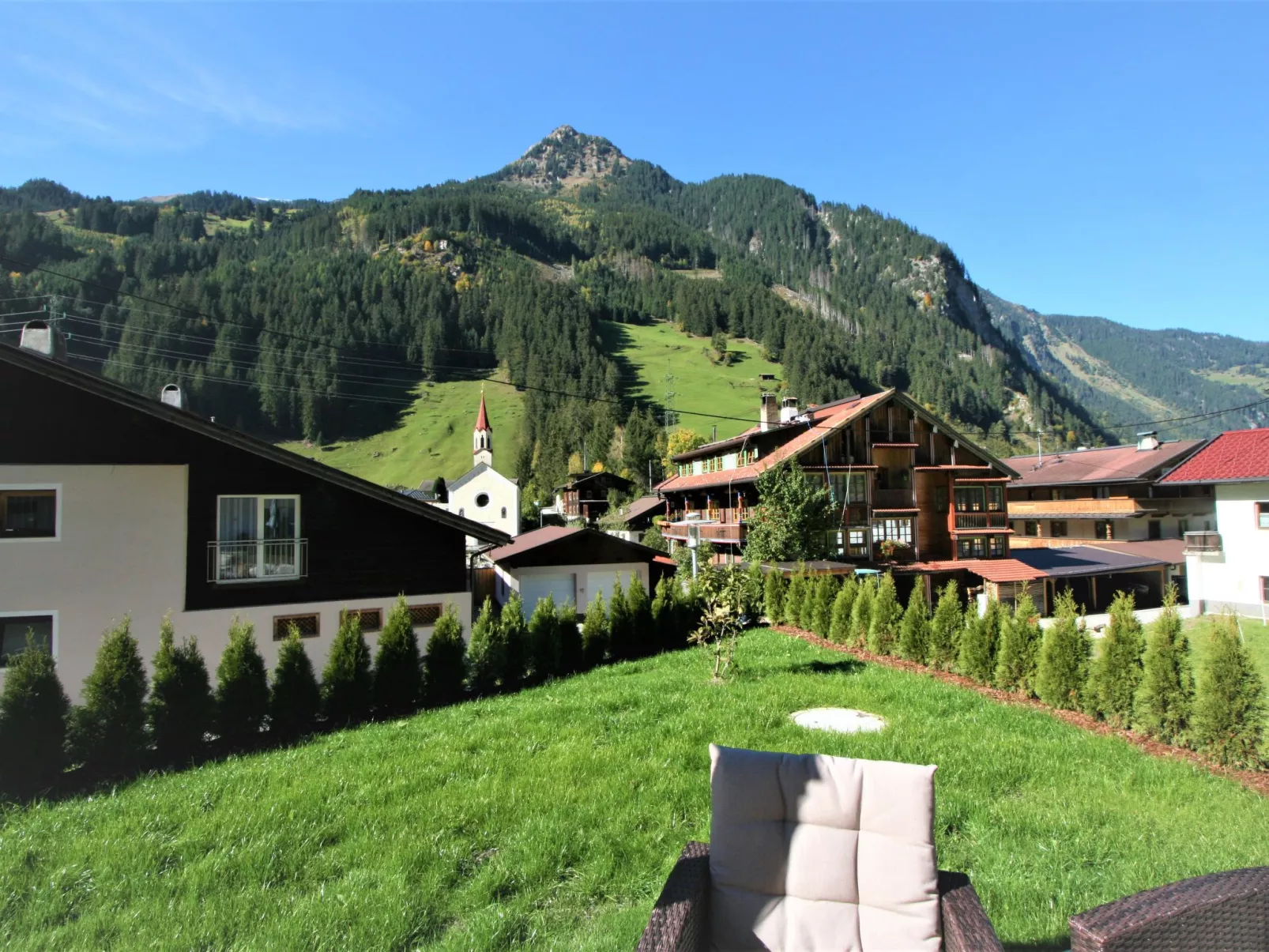 Haus Sonja-Outside