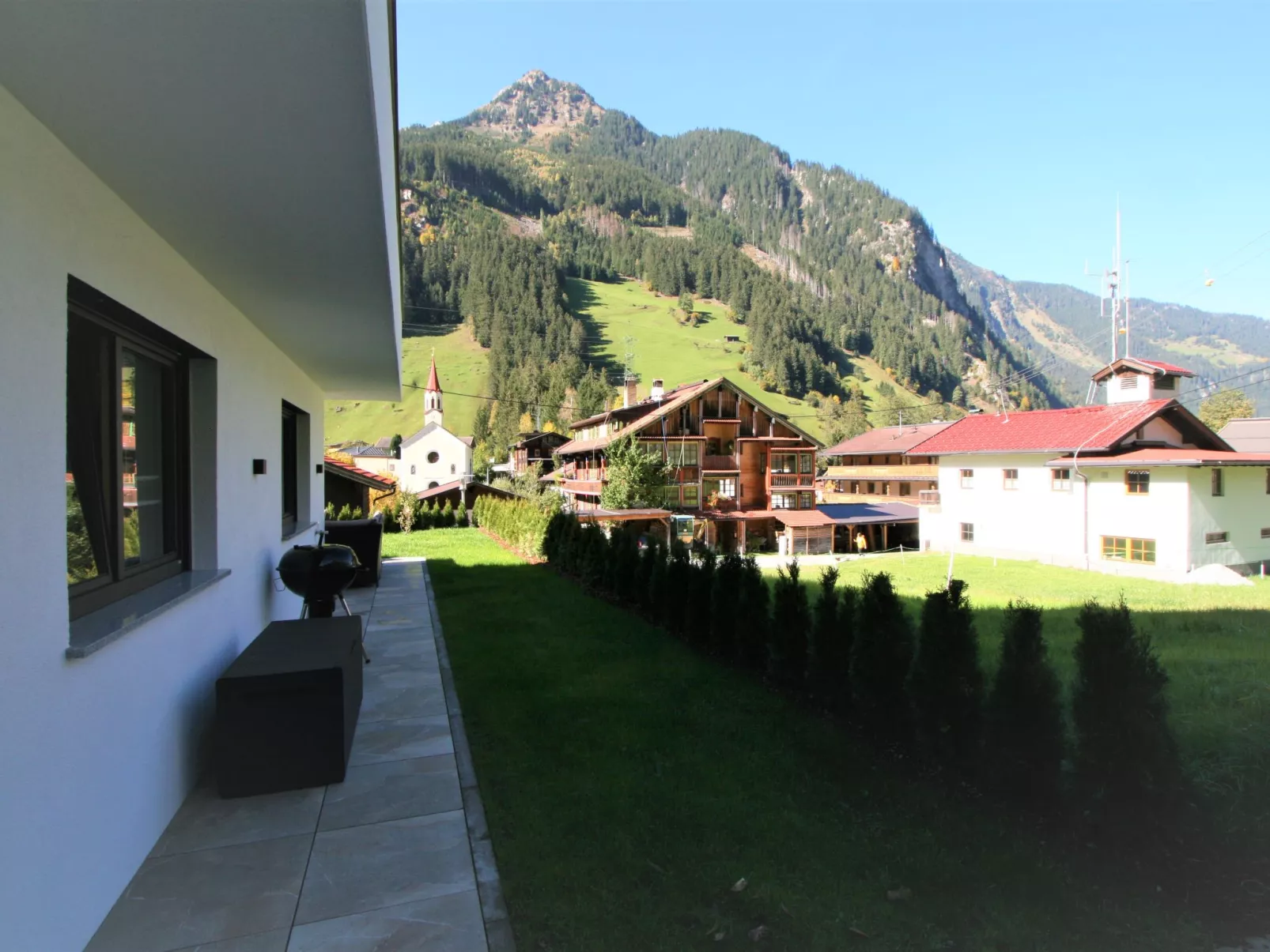 Haus Sonja-Outside