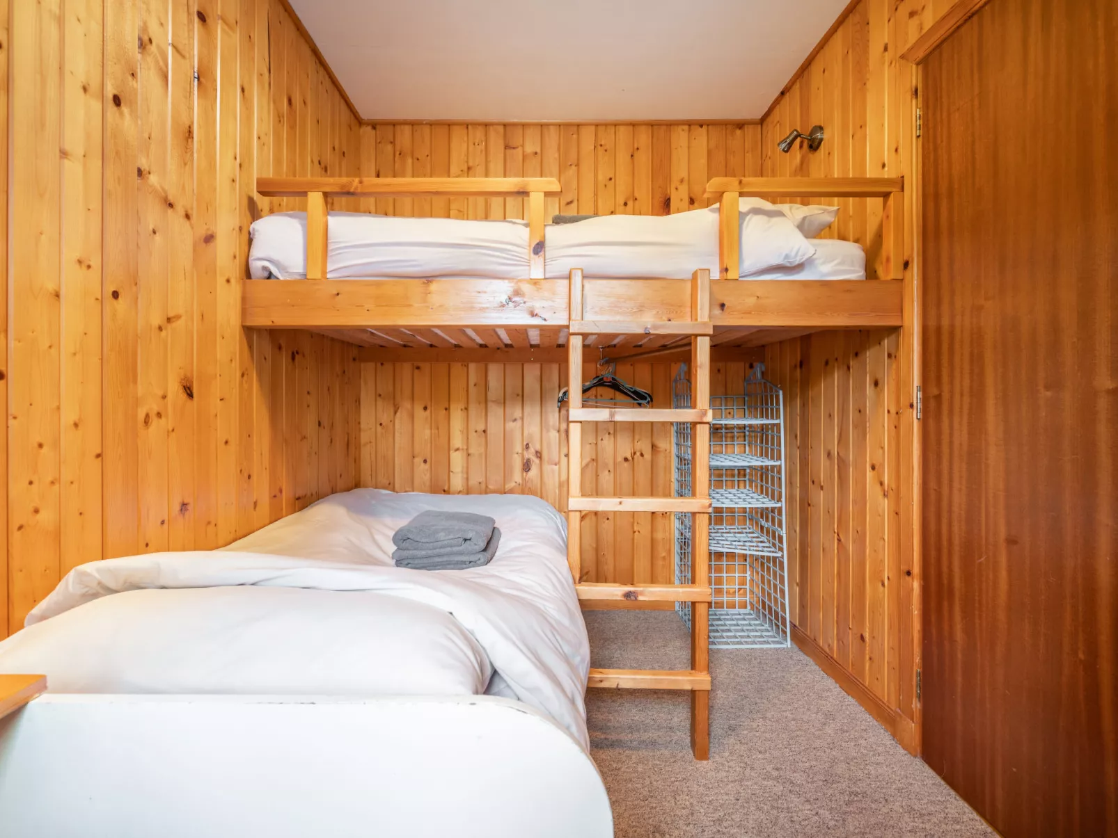 Loch Meiklie 3 bed-Inside