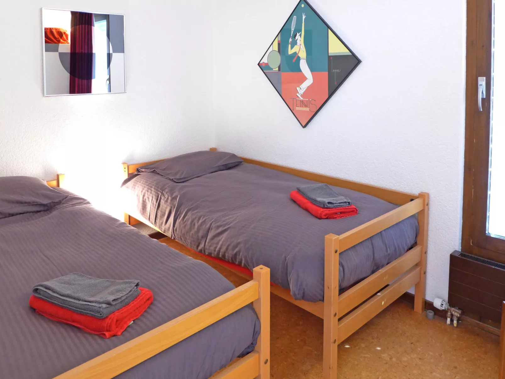 Jeanne D'Arc Apt. C-19-Drinnen