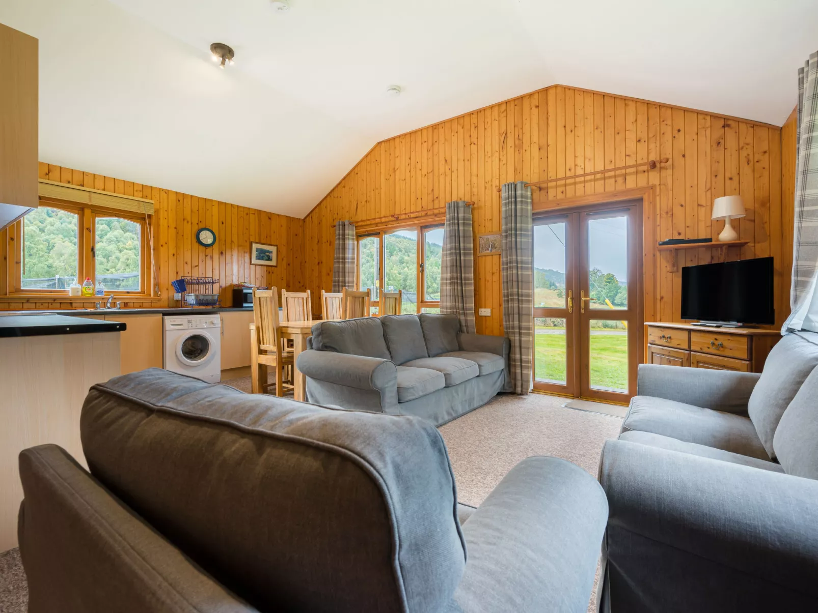 Balnain 3 Bed-Inside