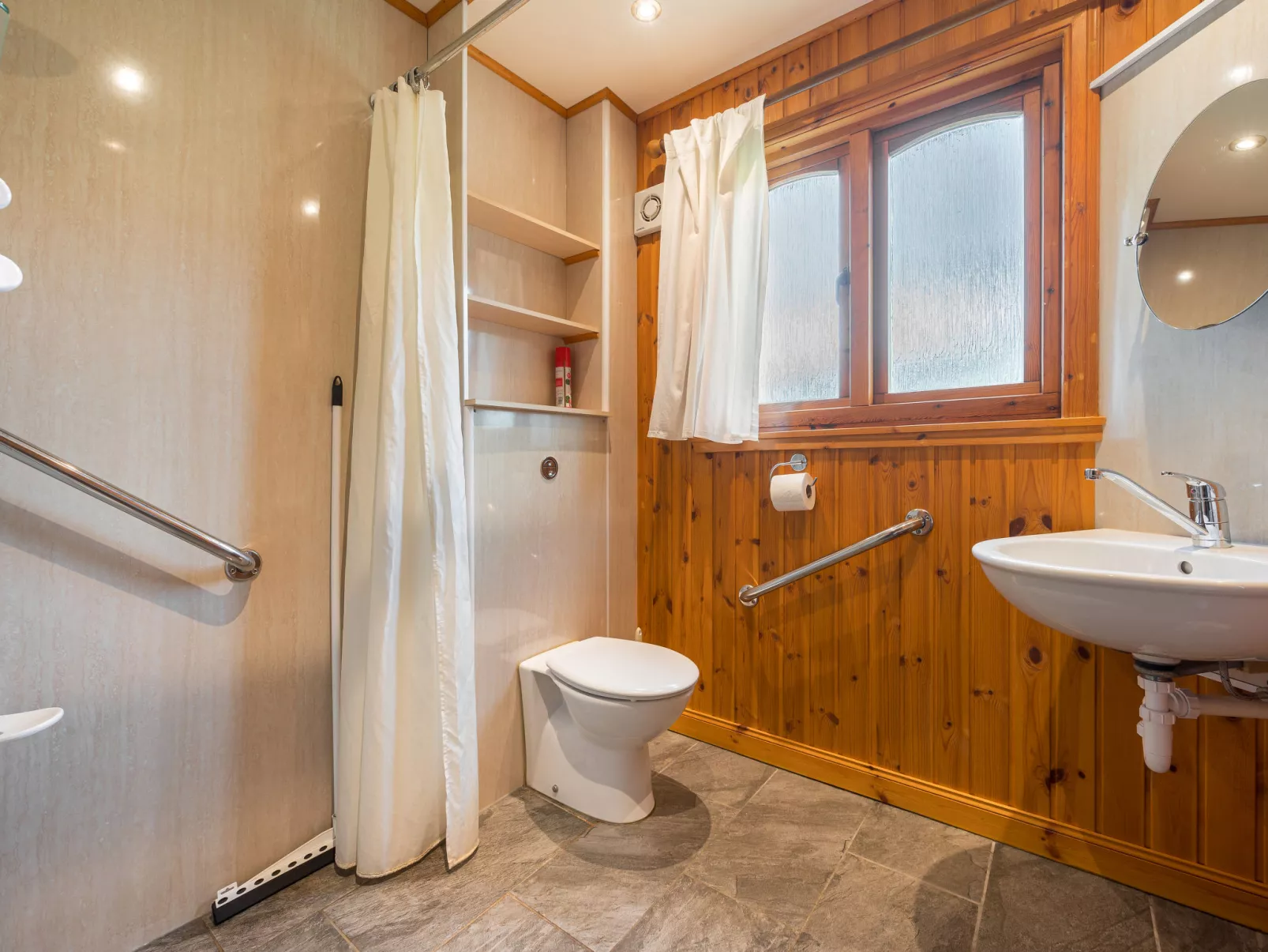 Balnain 3 Bed-Inside