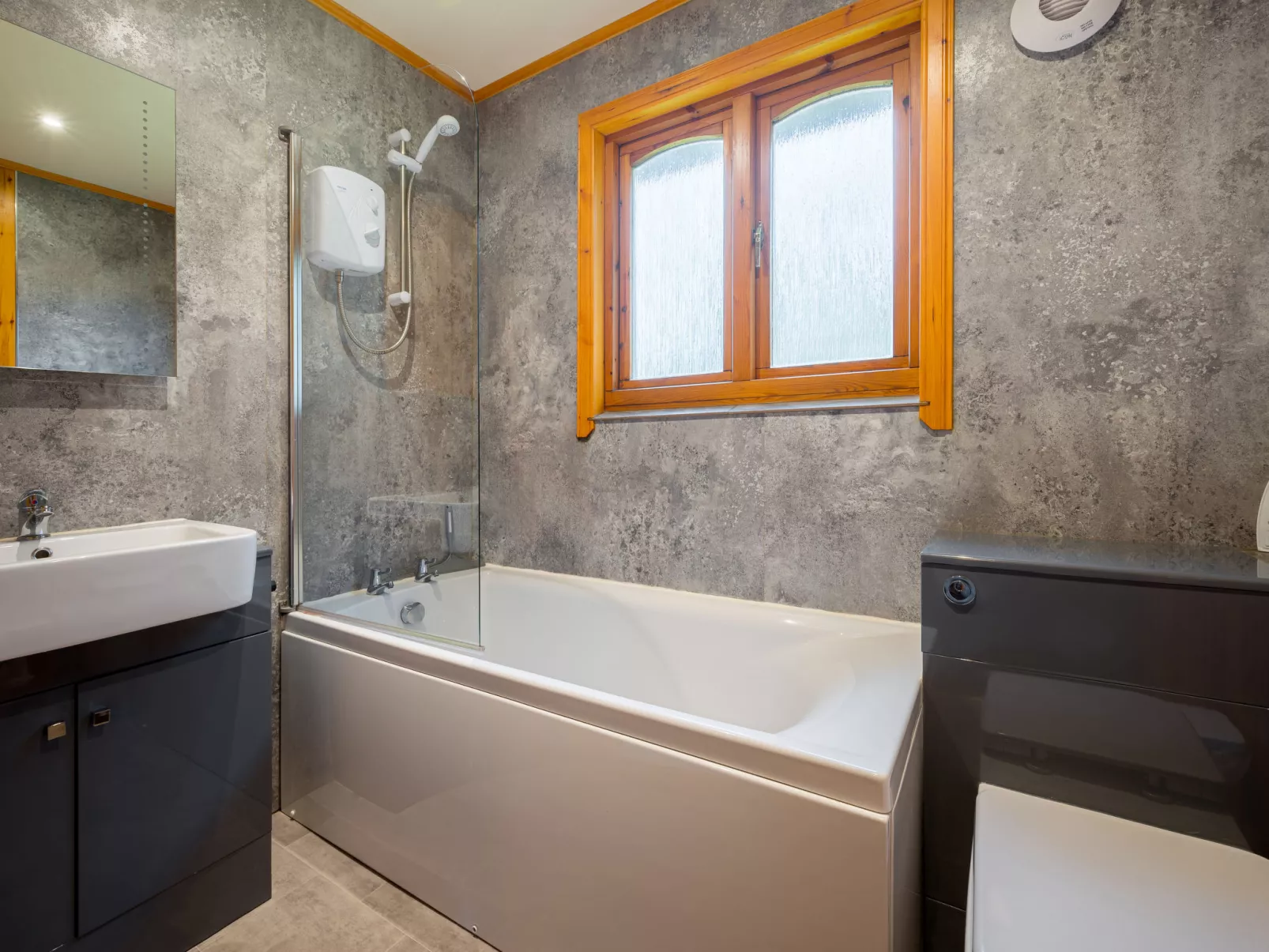 Balnain 3 Bed-Inside