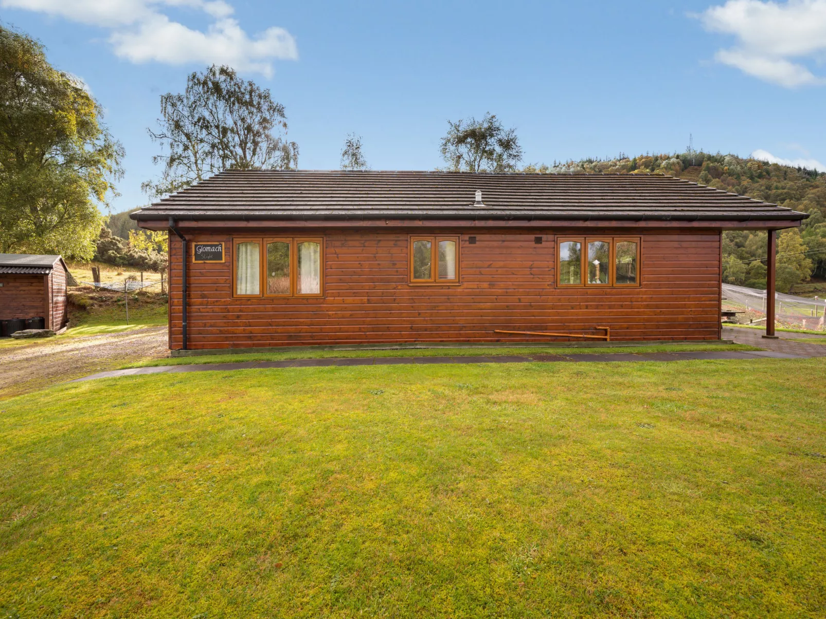Balnain 3 Bed-Outside