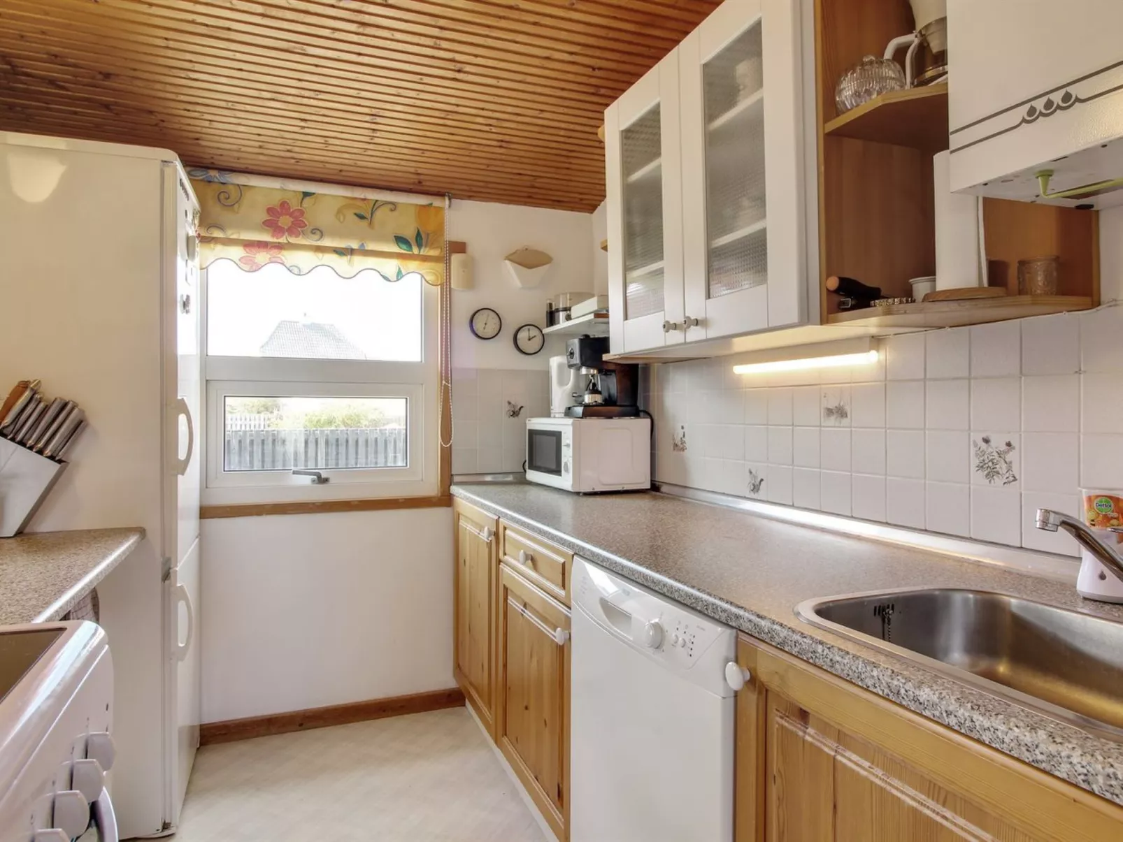 "Bozin" - 200m from the sea-Inside
