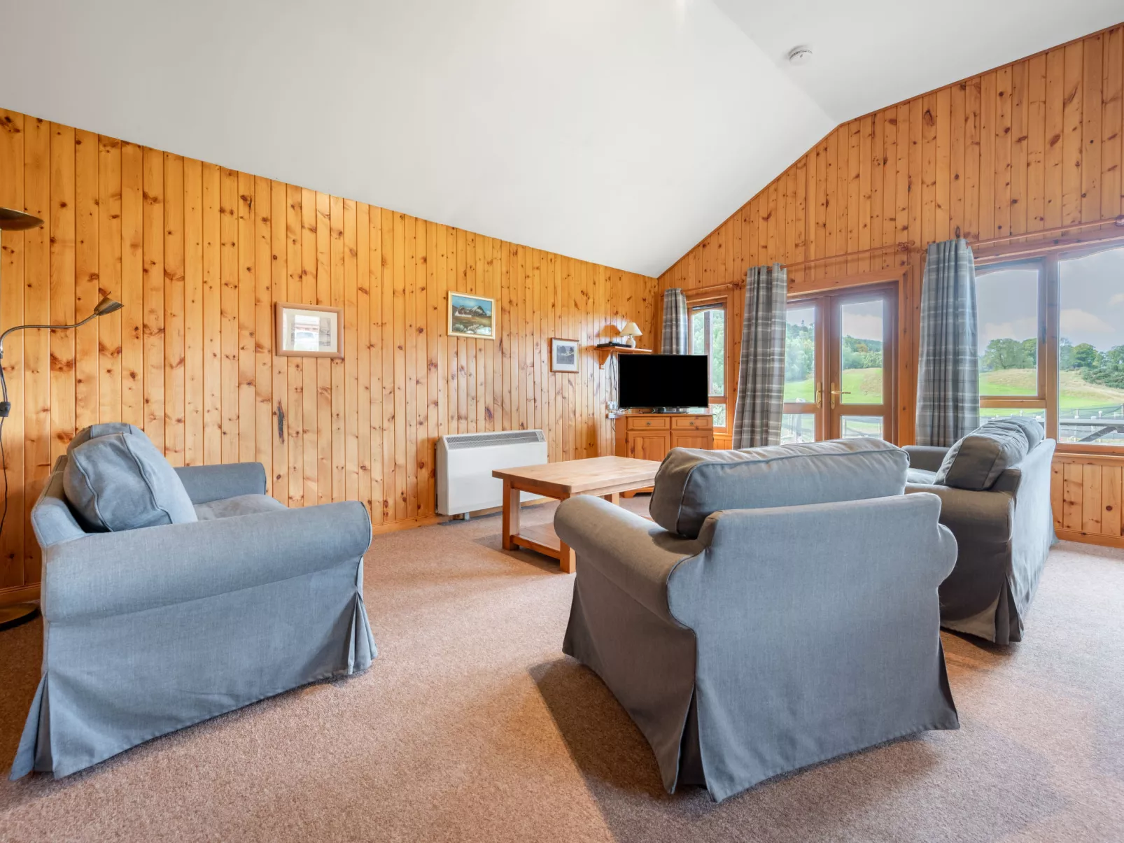 Loch Meilke 2 Bed-Inside