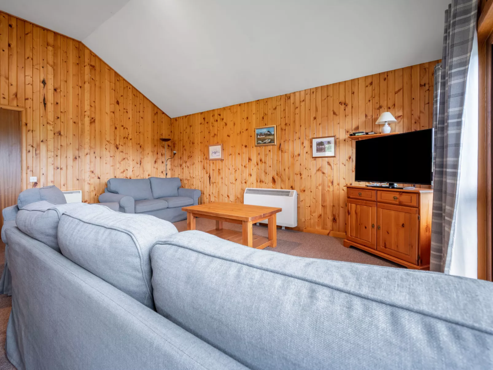 Loch Meilke 2 Bed-Inside
