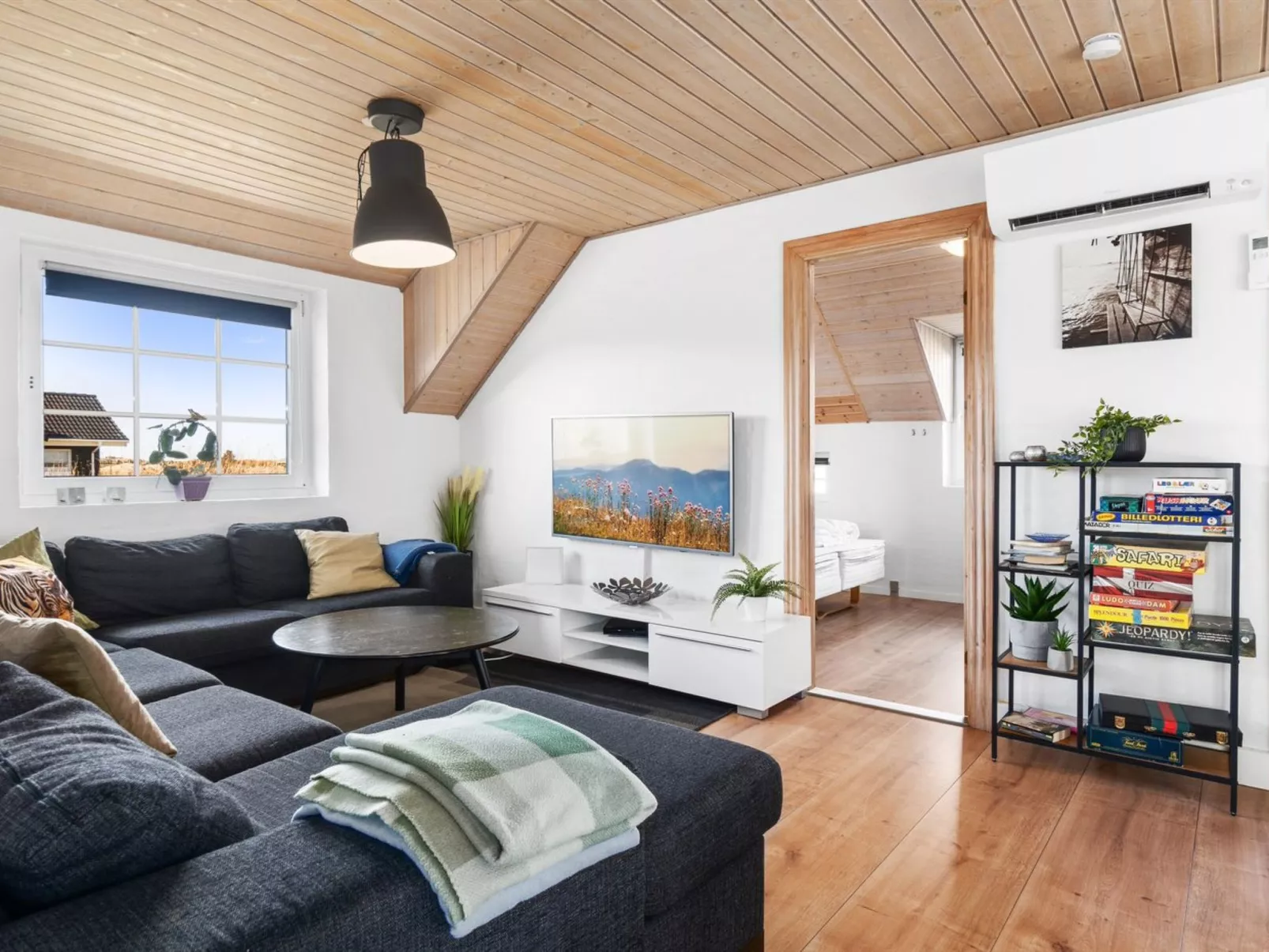 "Lemmikki" - 1.5km from the sea-Drinnen