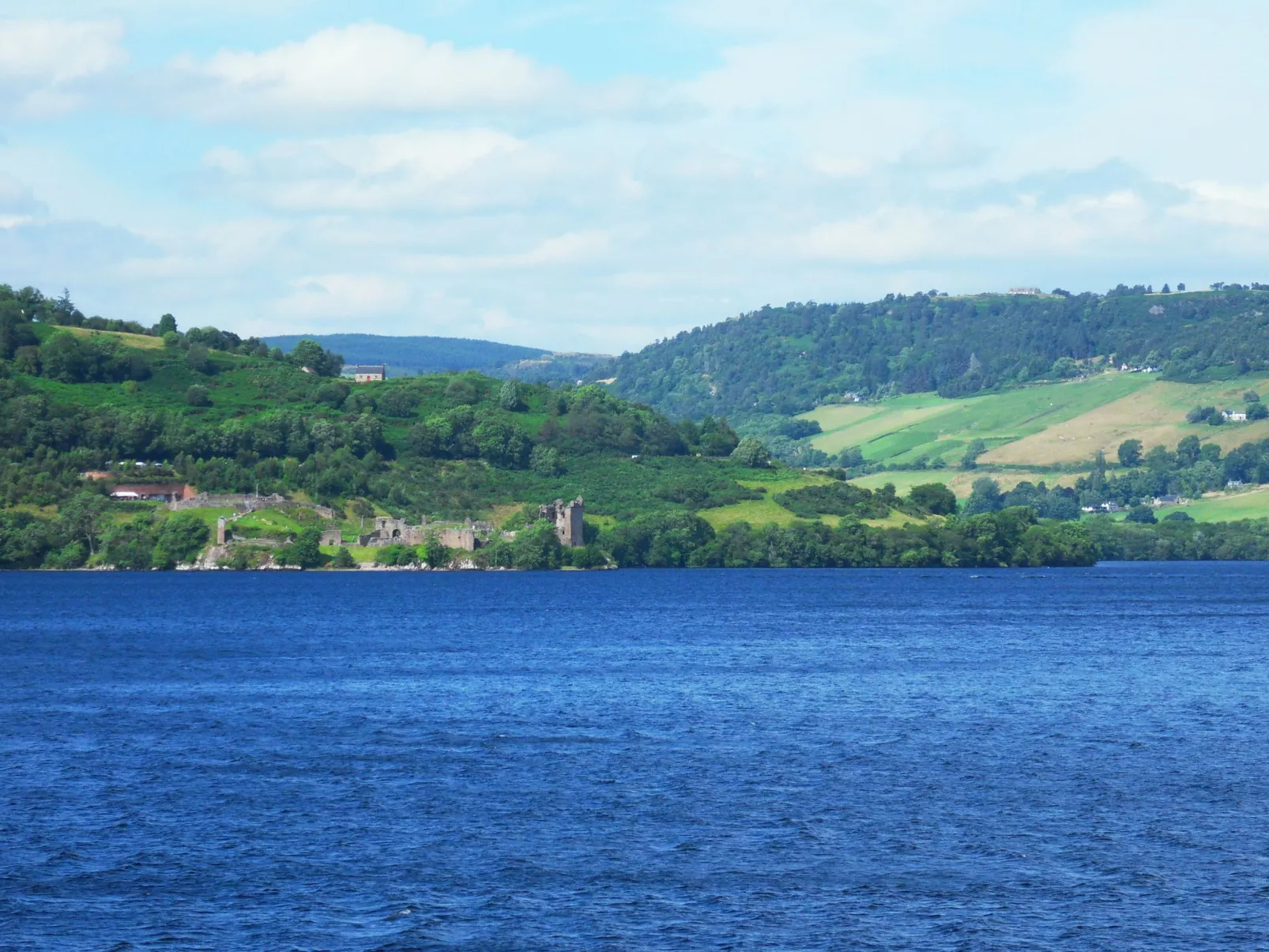 Loch Meilke 2 Bed-Outside