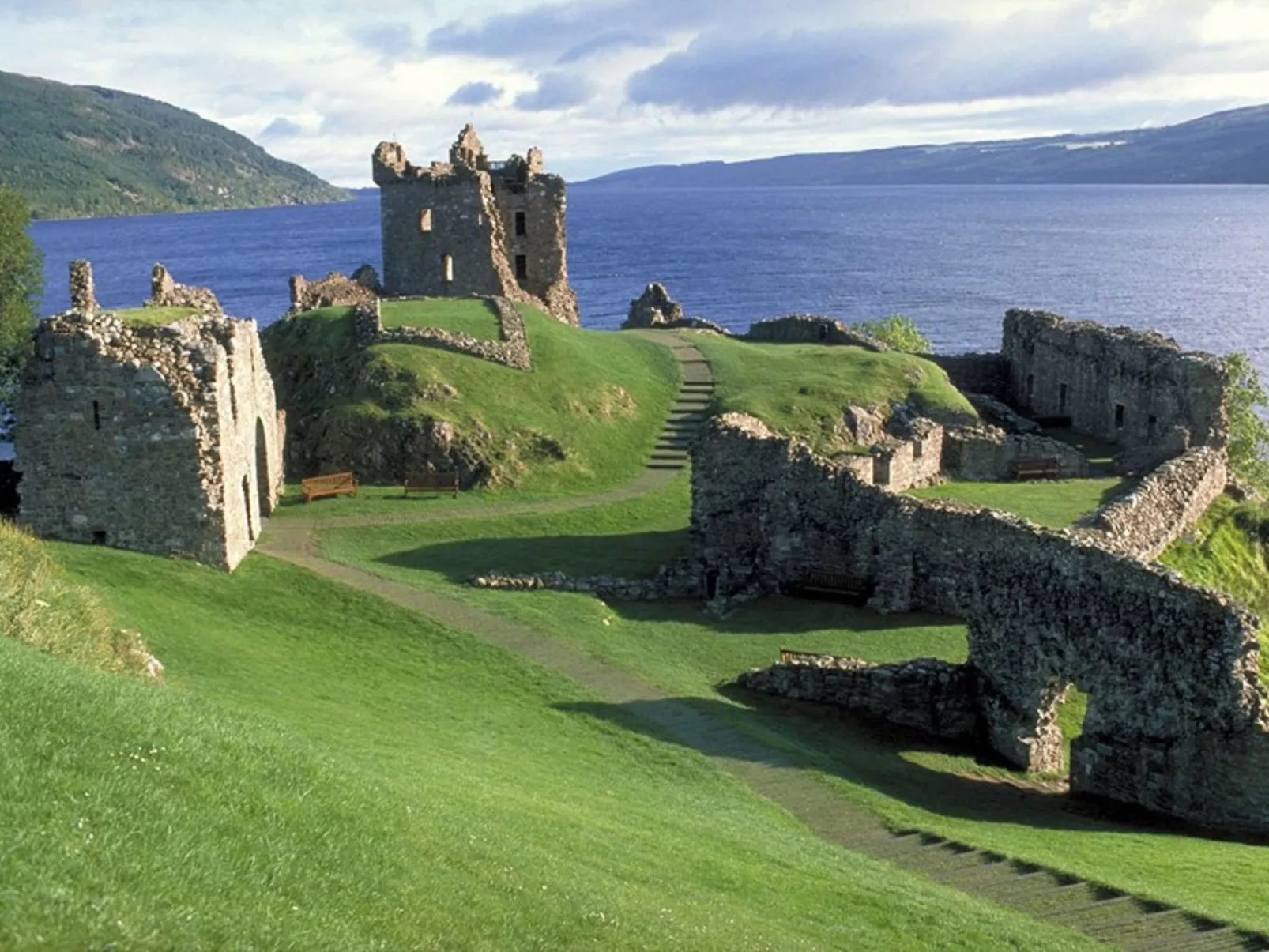 Loch Meilke 2 Bed-Outside