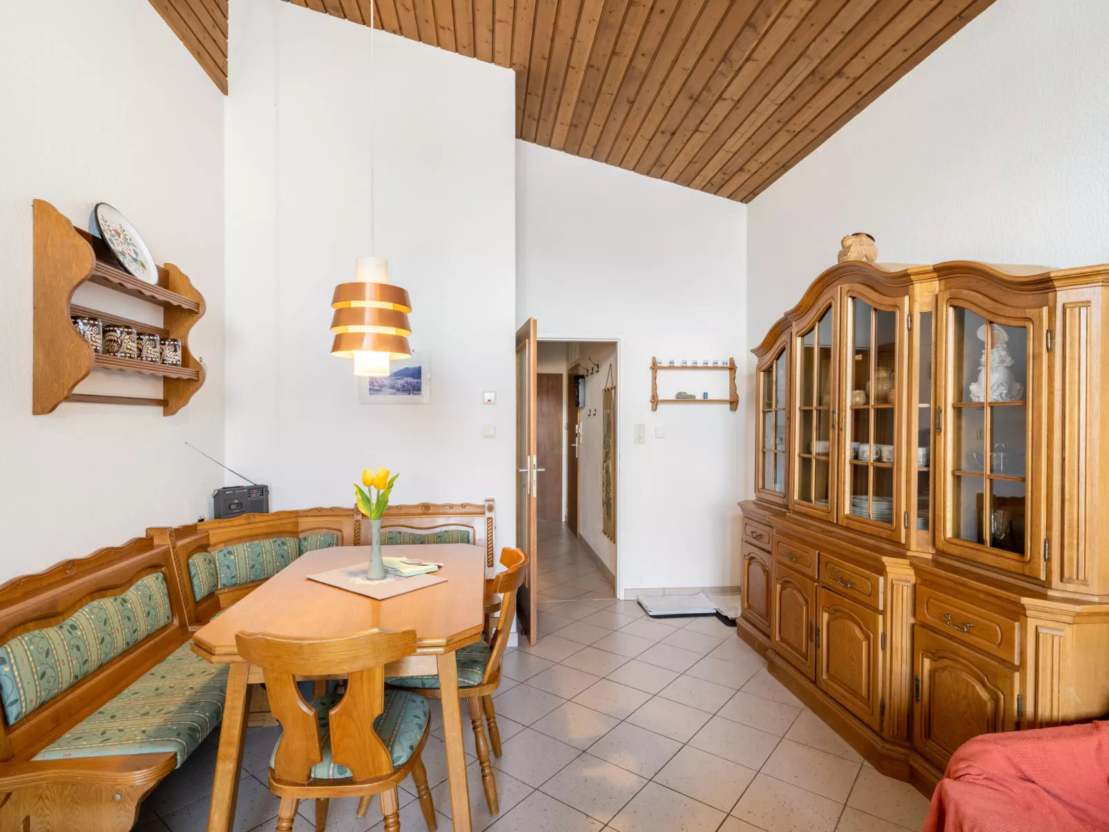 Haus Point-Inside