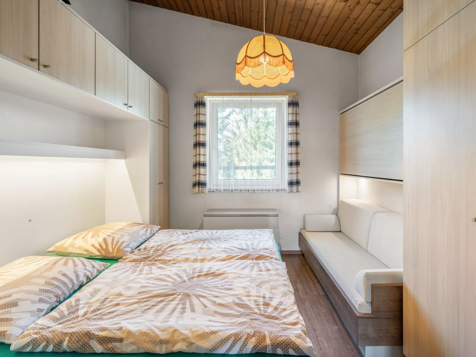 Haus Point-Inside