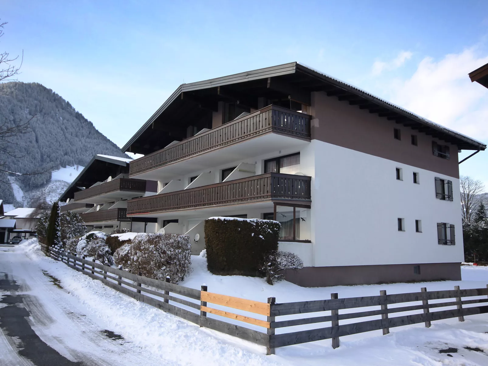 Haus Point-Outside