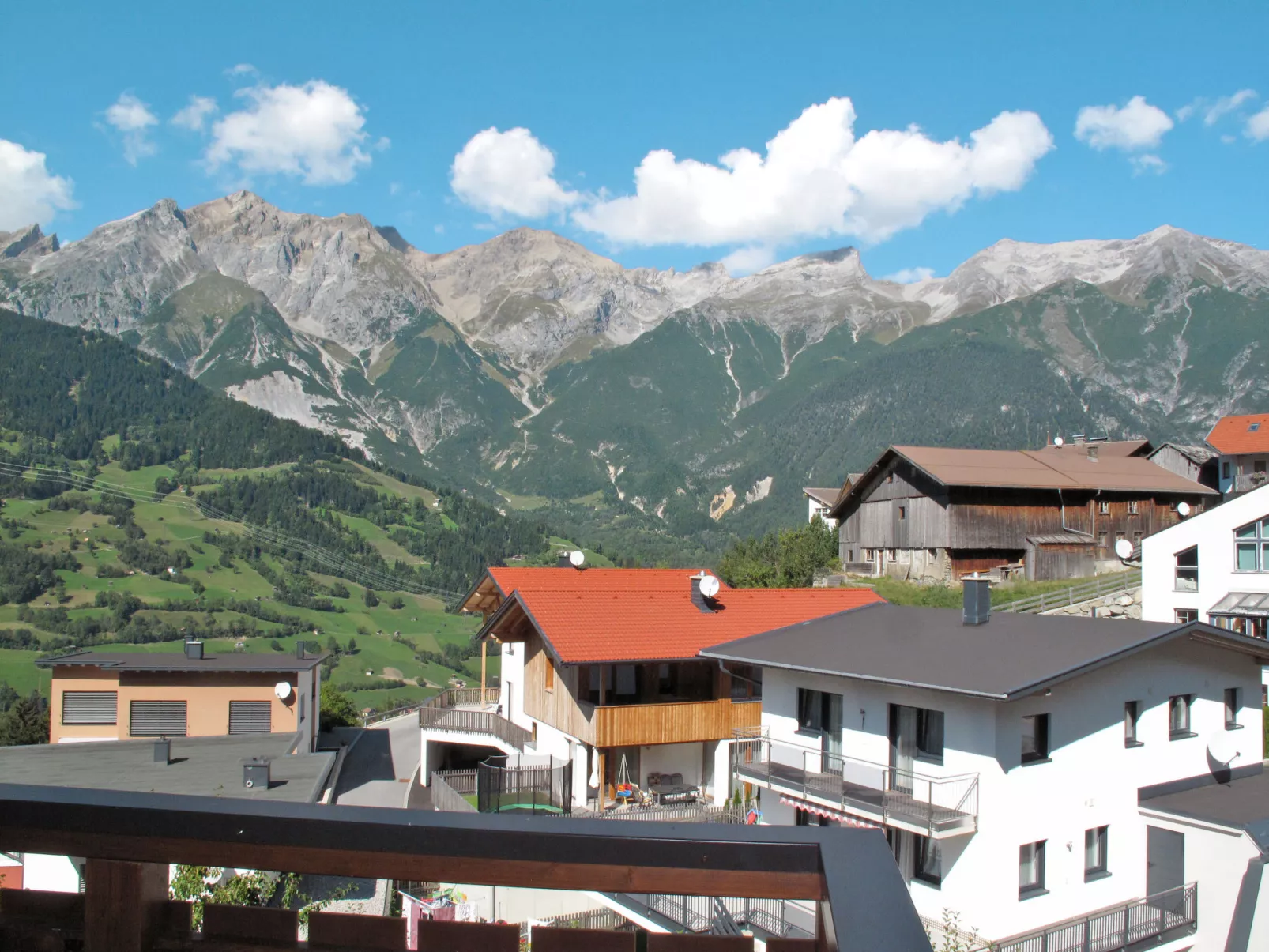 Tyrol-Outside