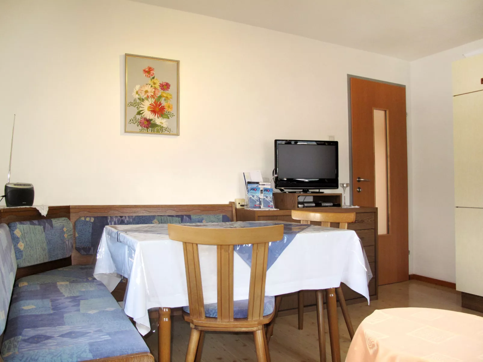 Tyrol-Inside