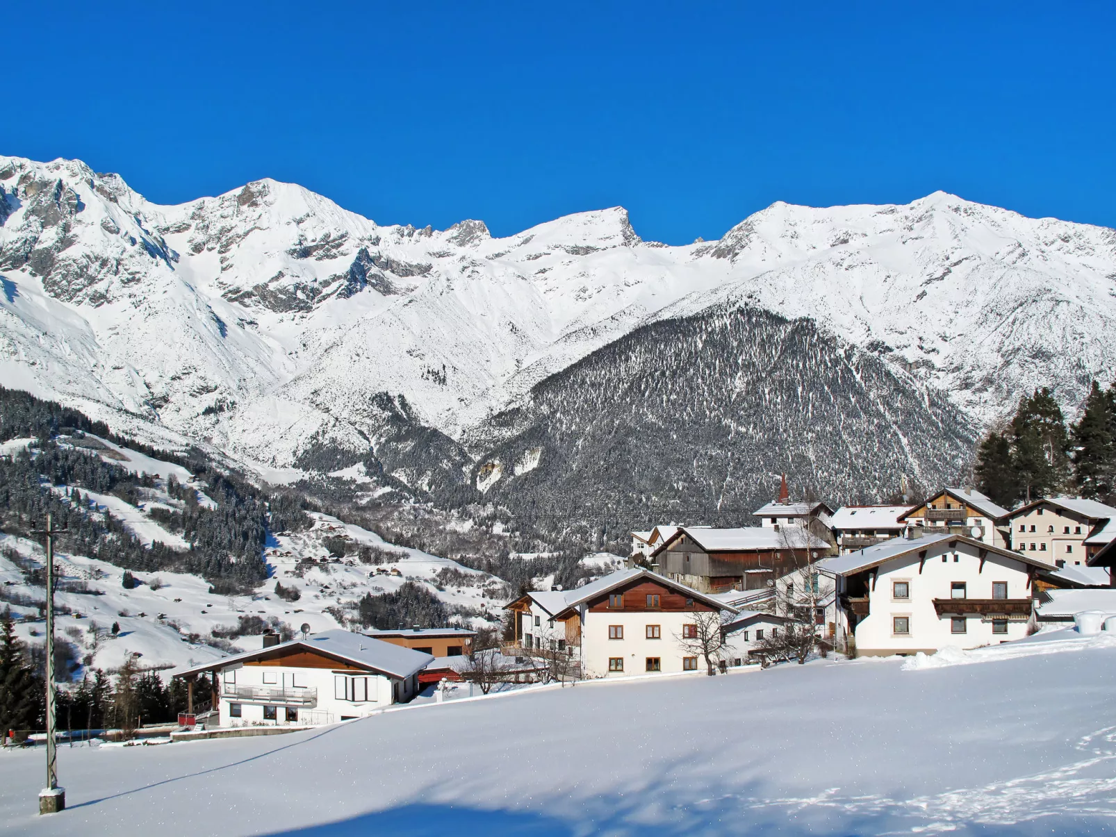 Tyrol-Outside