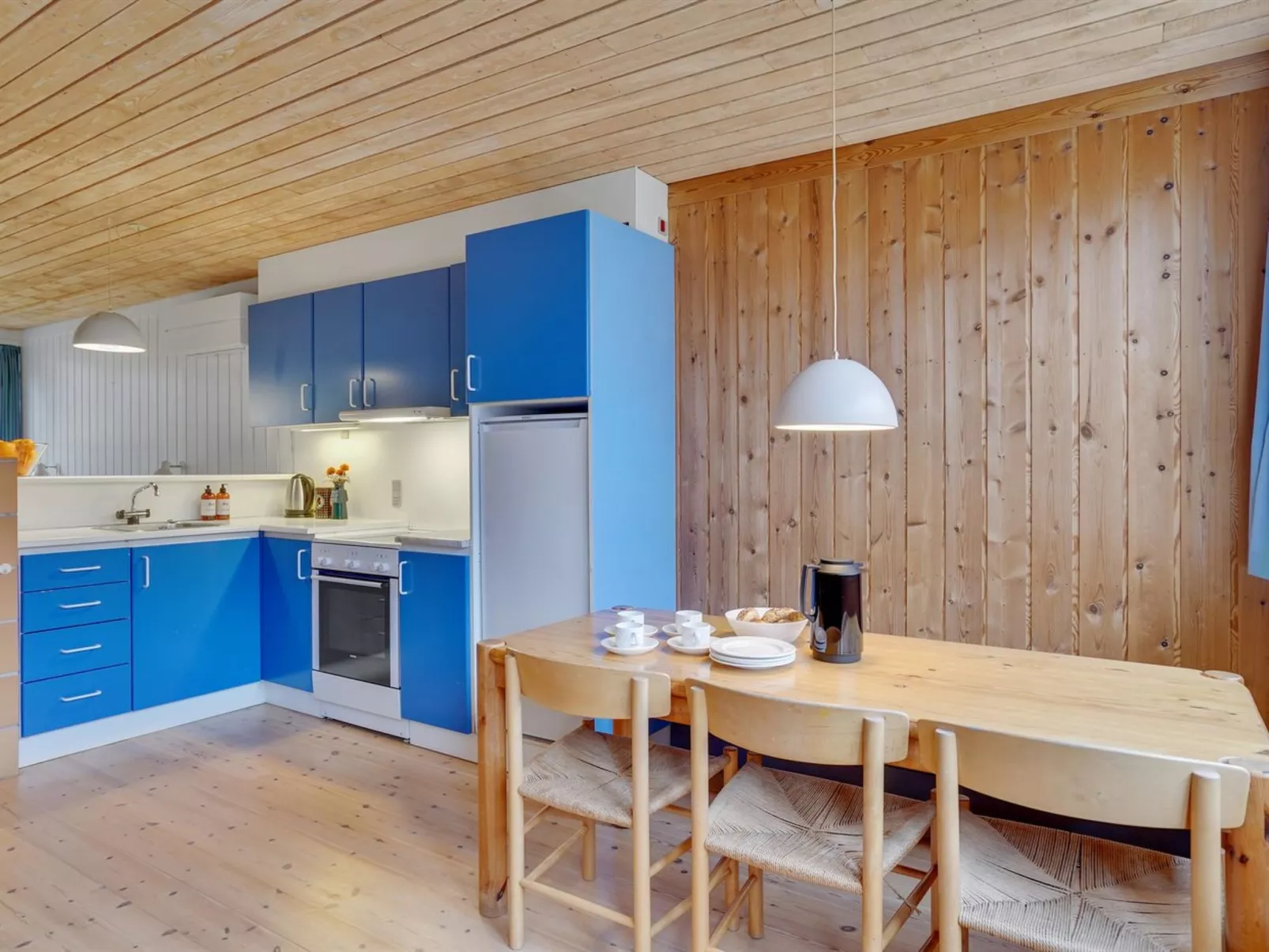 "Ferbine" - 400m from the sea-Inside